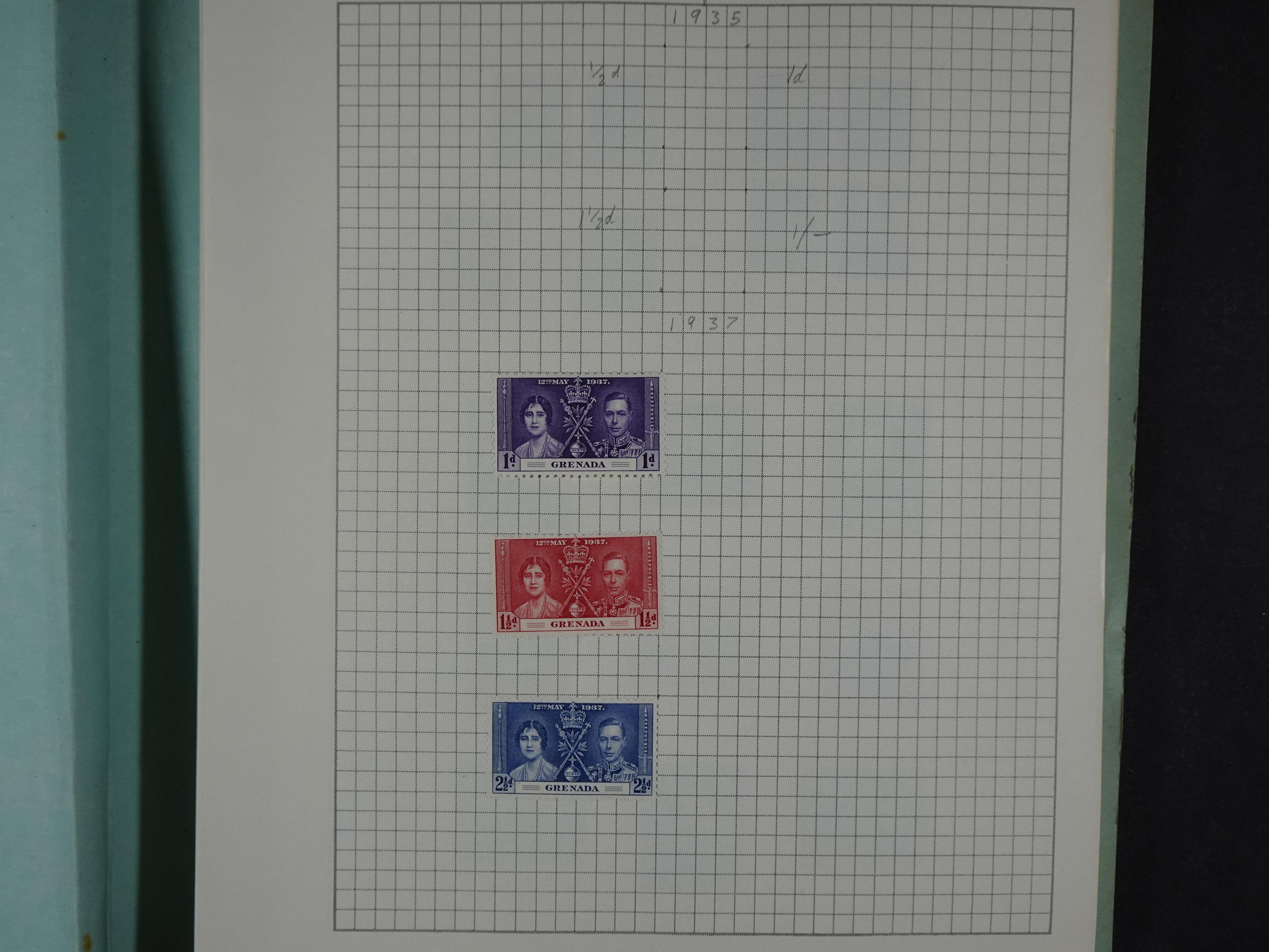 Aardige collectie met betere zegels. 35