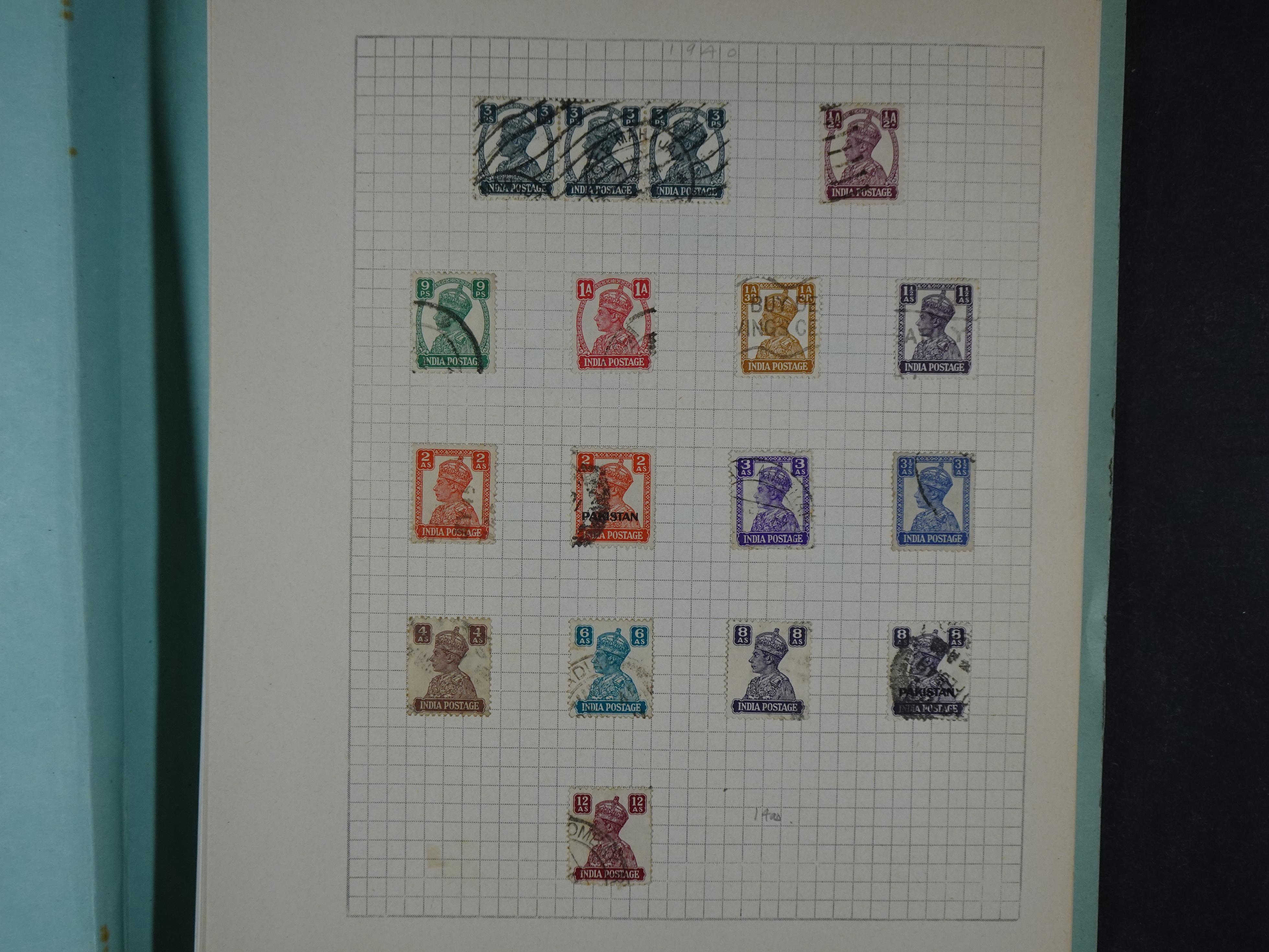 Aardige collectie met betere zegels. 54