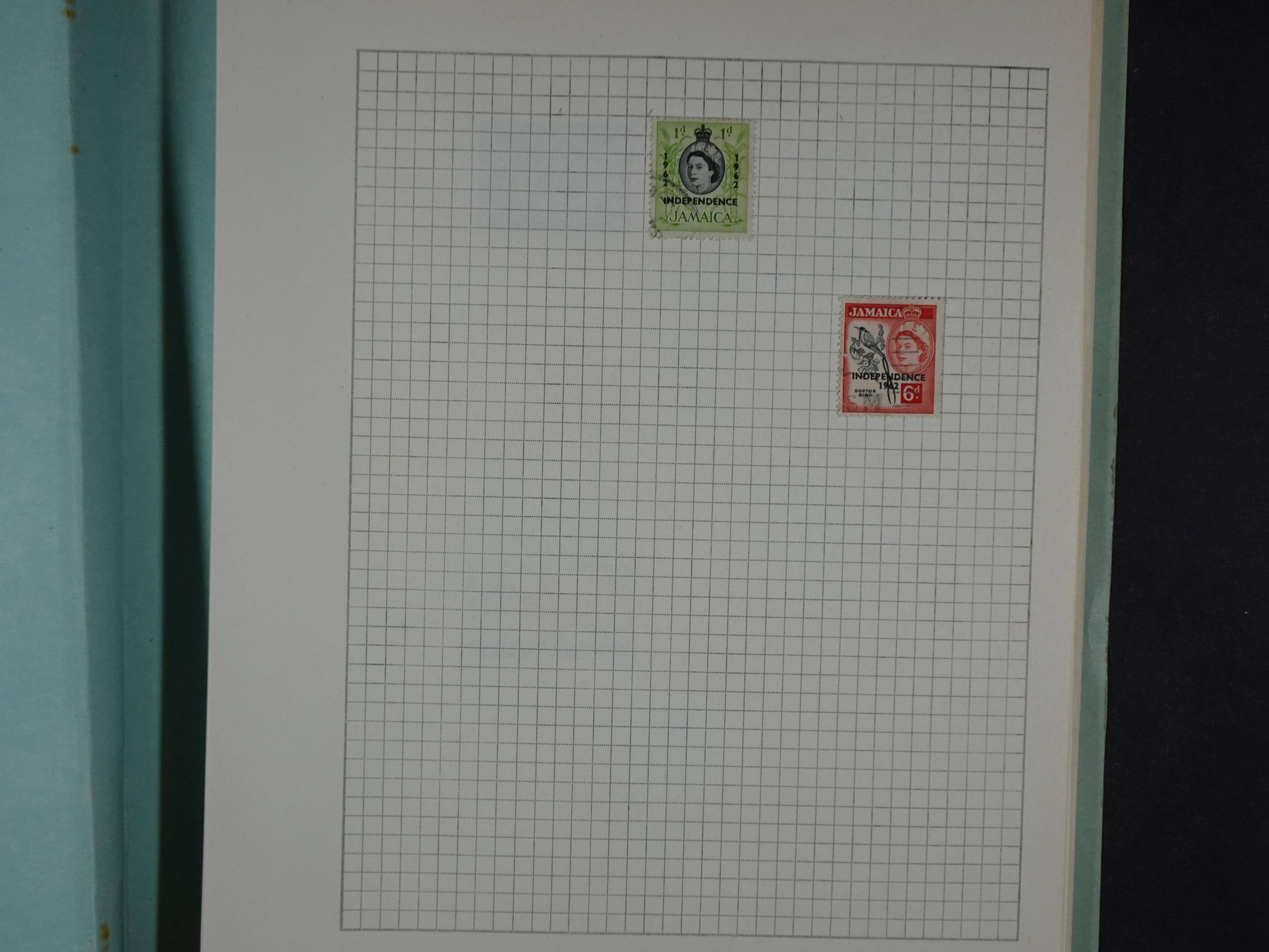 Aardige collectie met betere zegels. 76