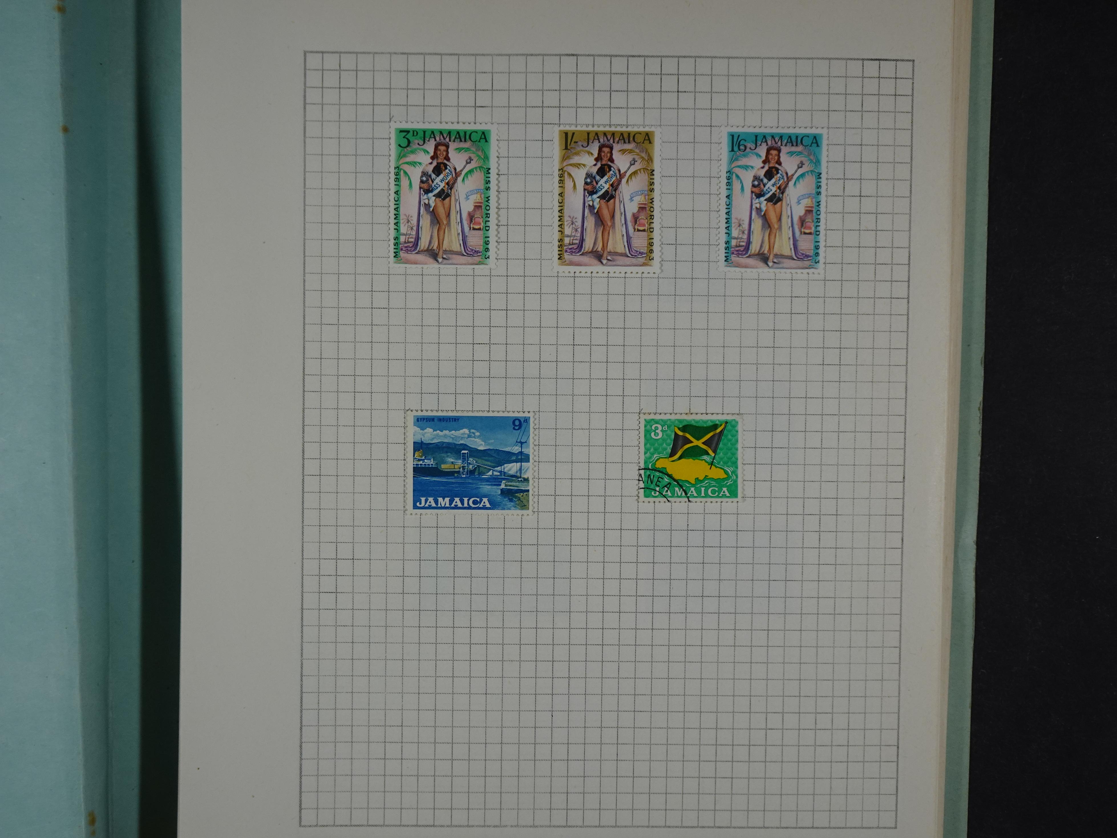 Aardige collectie met betere zegels. 78