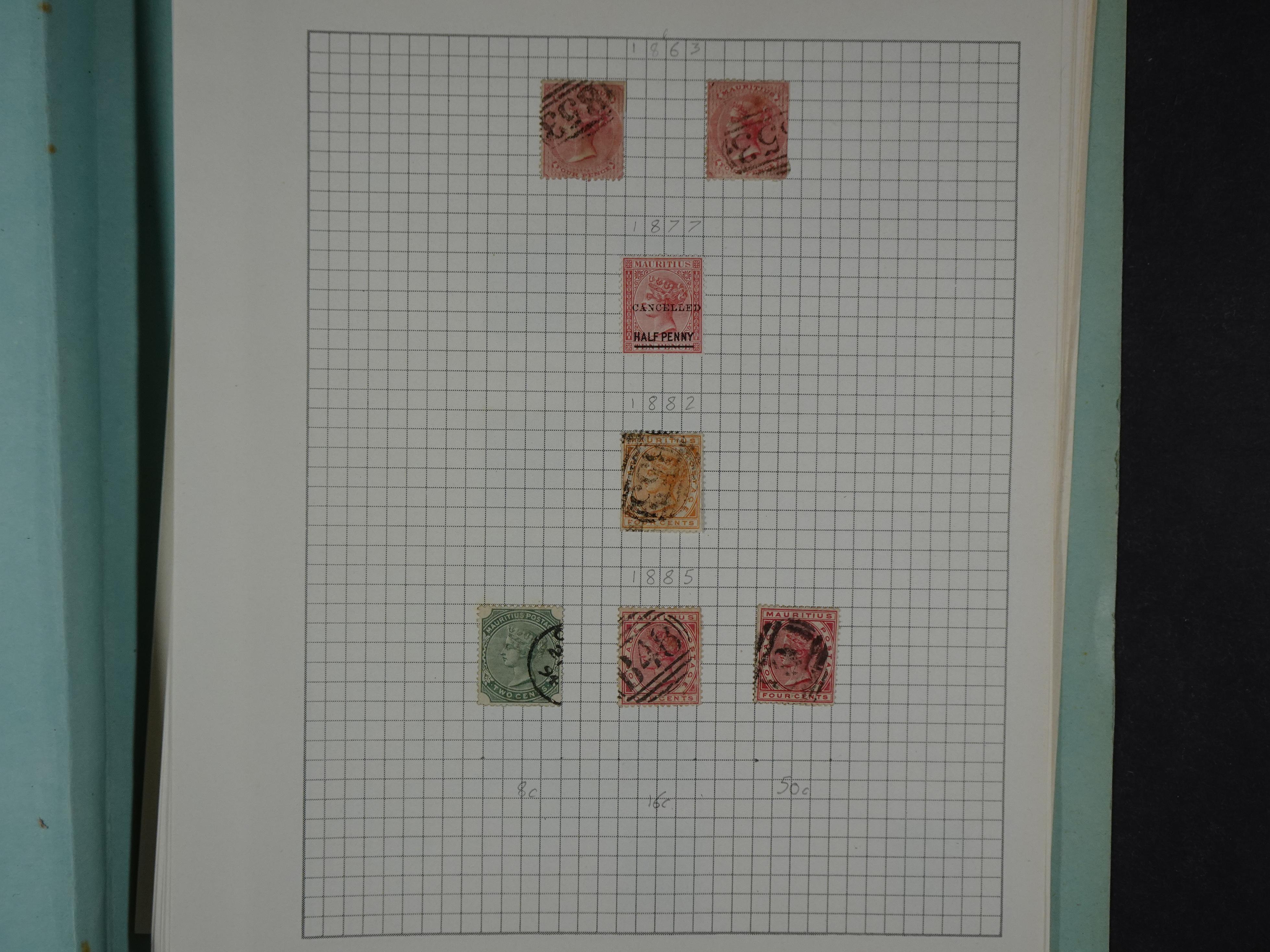 Aardige collectie met betere zegels. 122