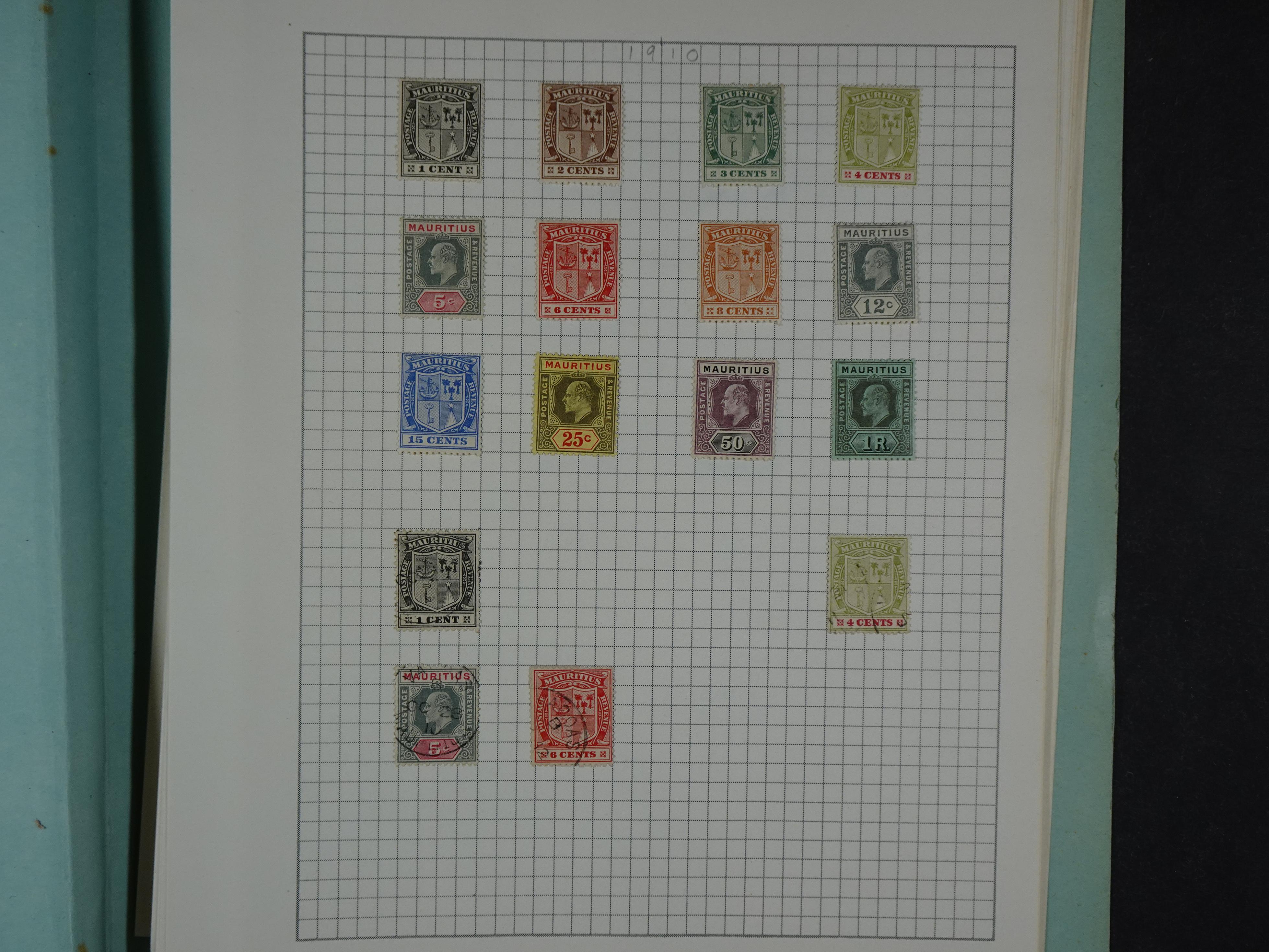 Aardige collectie met betere zegels. 127