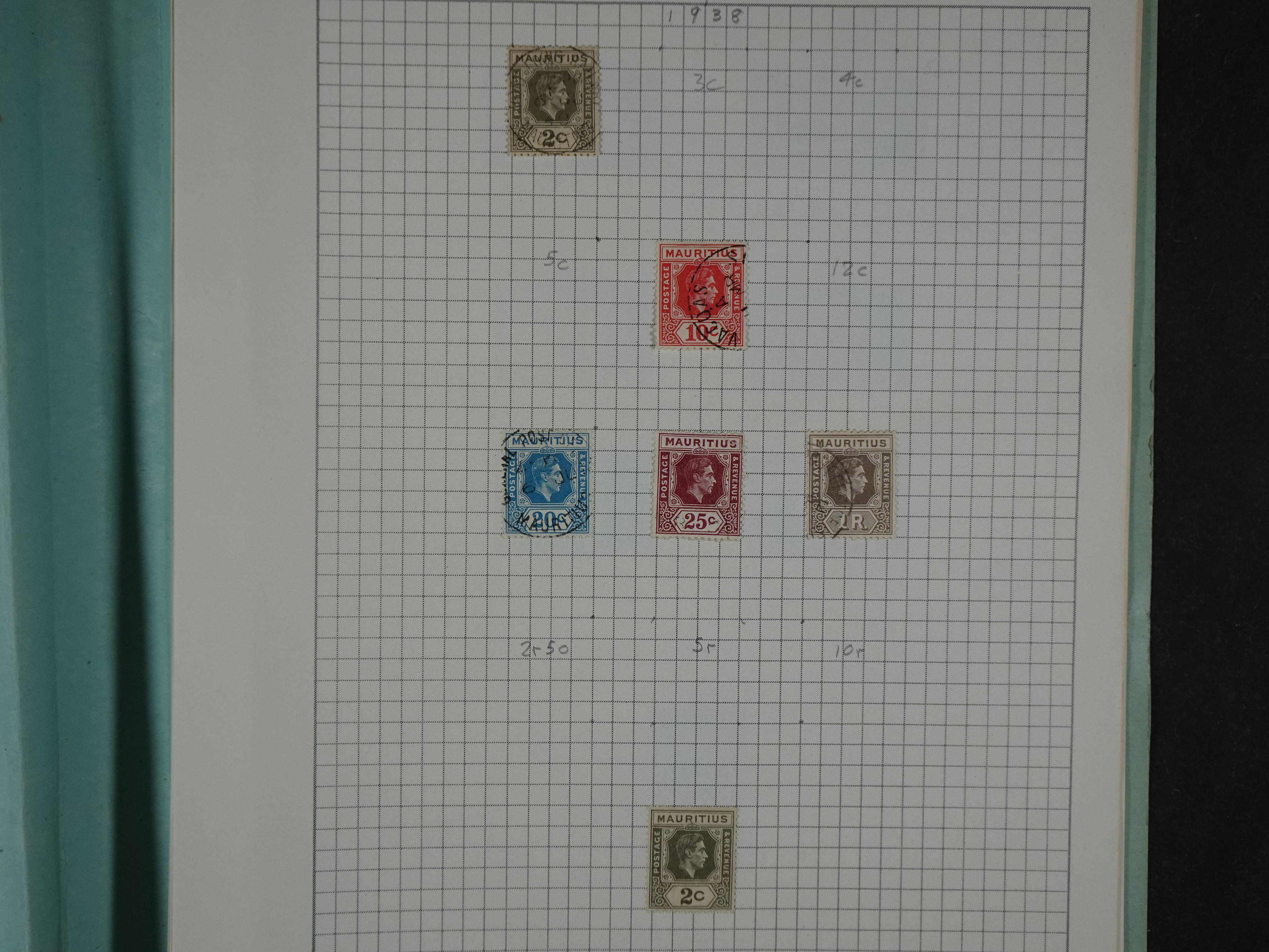 Aardige collectie met betere zegels. 131