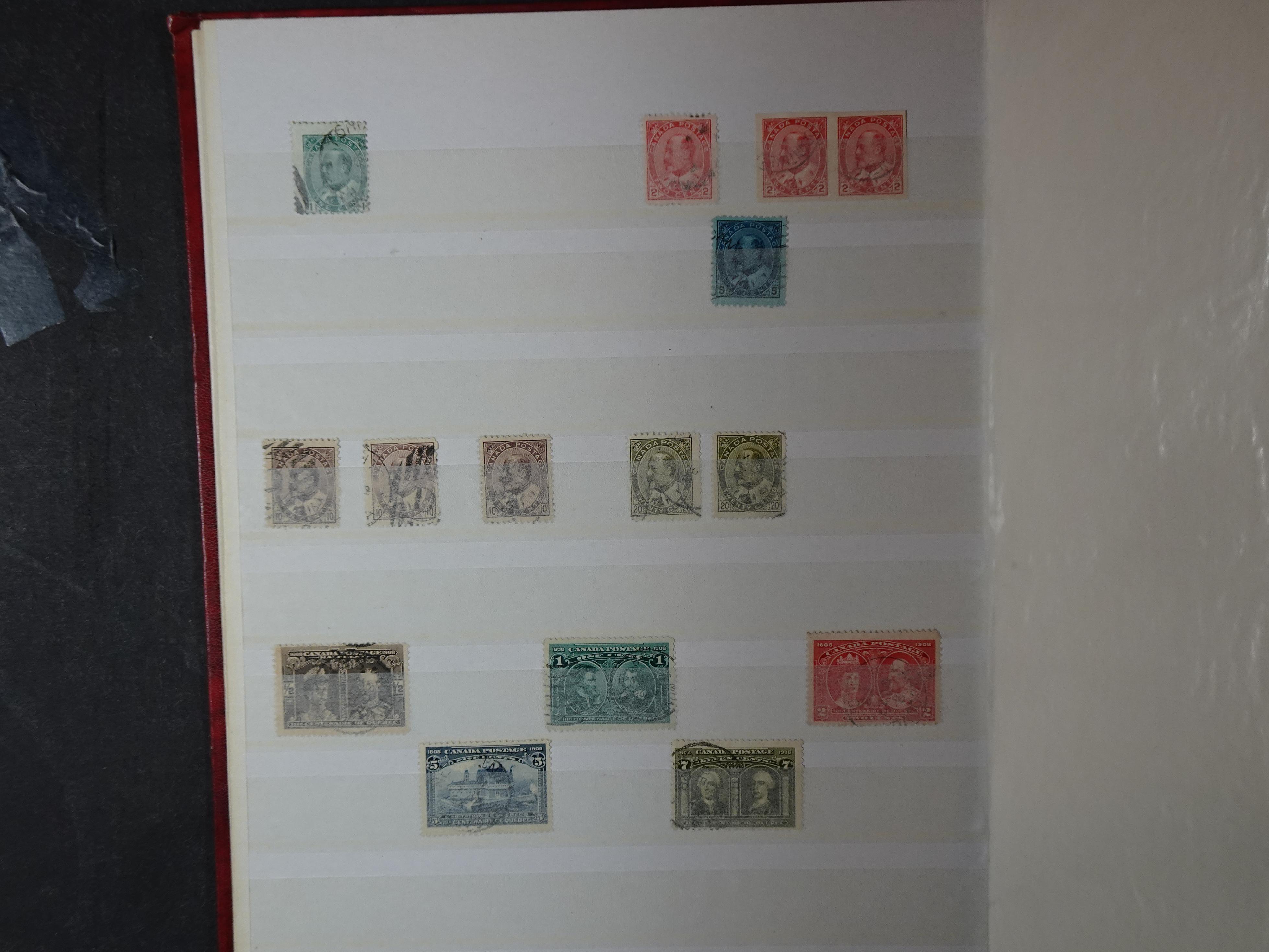 Zeer uitgebreide verzameling vnl. klassiek materiaal met veel betere zegels en prachtige stock New Foundland. 2