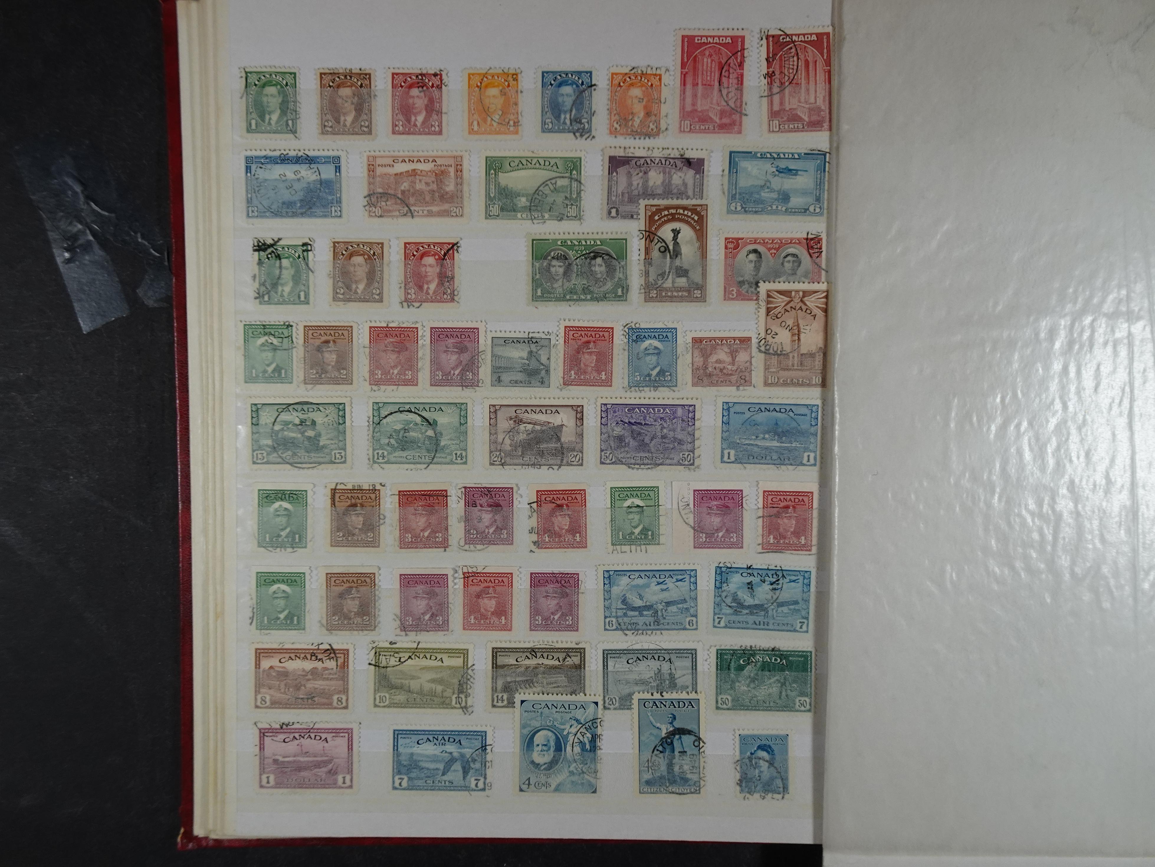 Zeer uitgebreide verzameling vnl. klassiek materiaal met veel betere zegels en prachtige stock New Foundland. 8