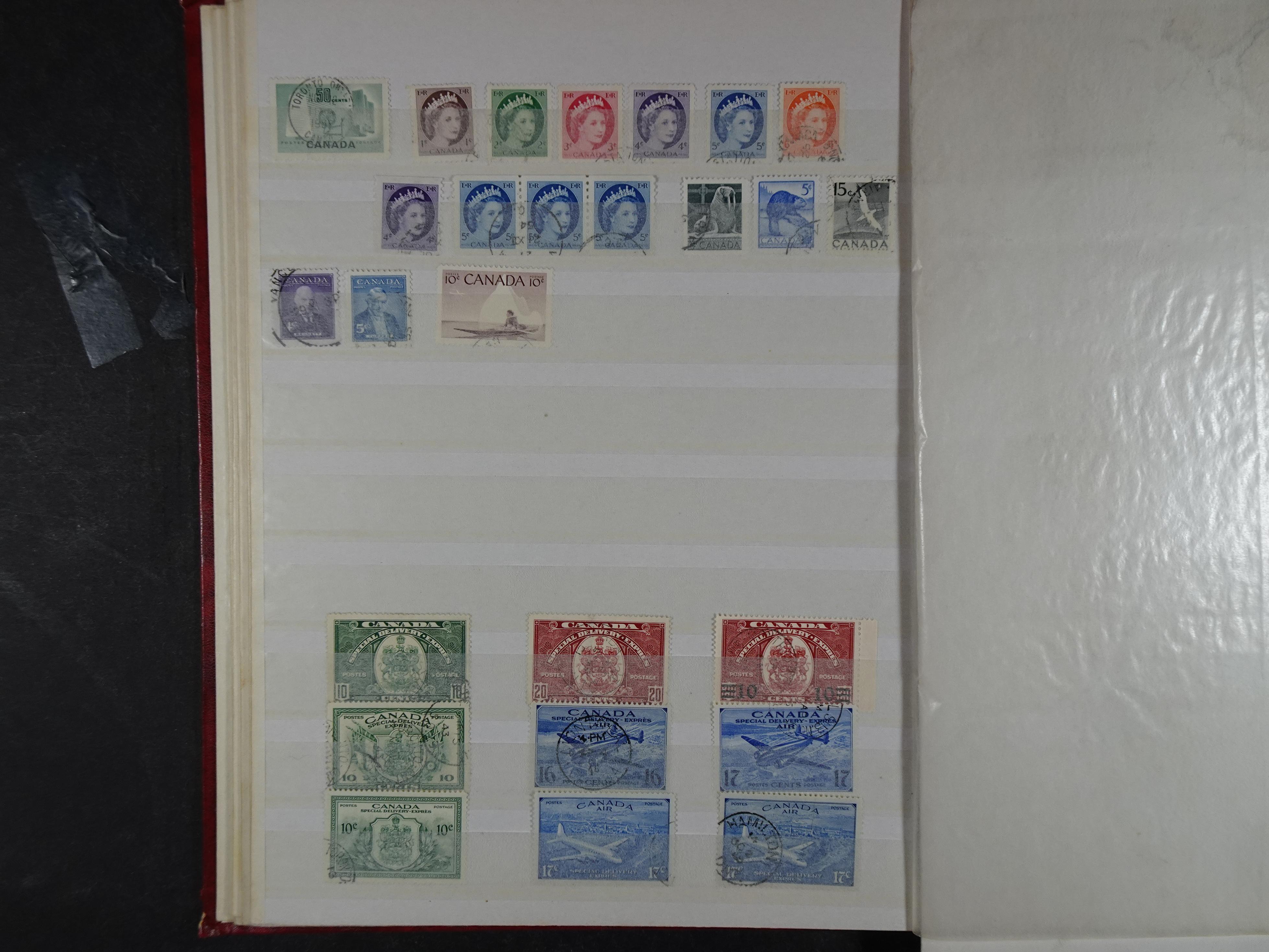 Zeer uitgebreide verzameling vnl. klassiek materiaal met veel betere zegels en prachtige stock New Foundland. 10