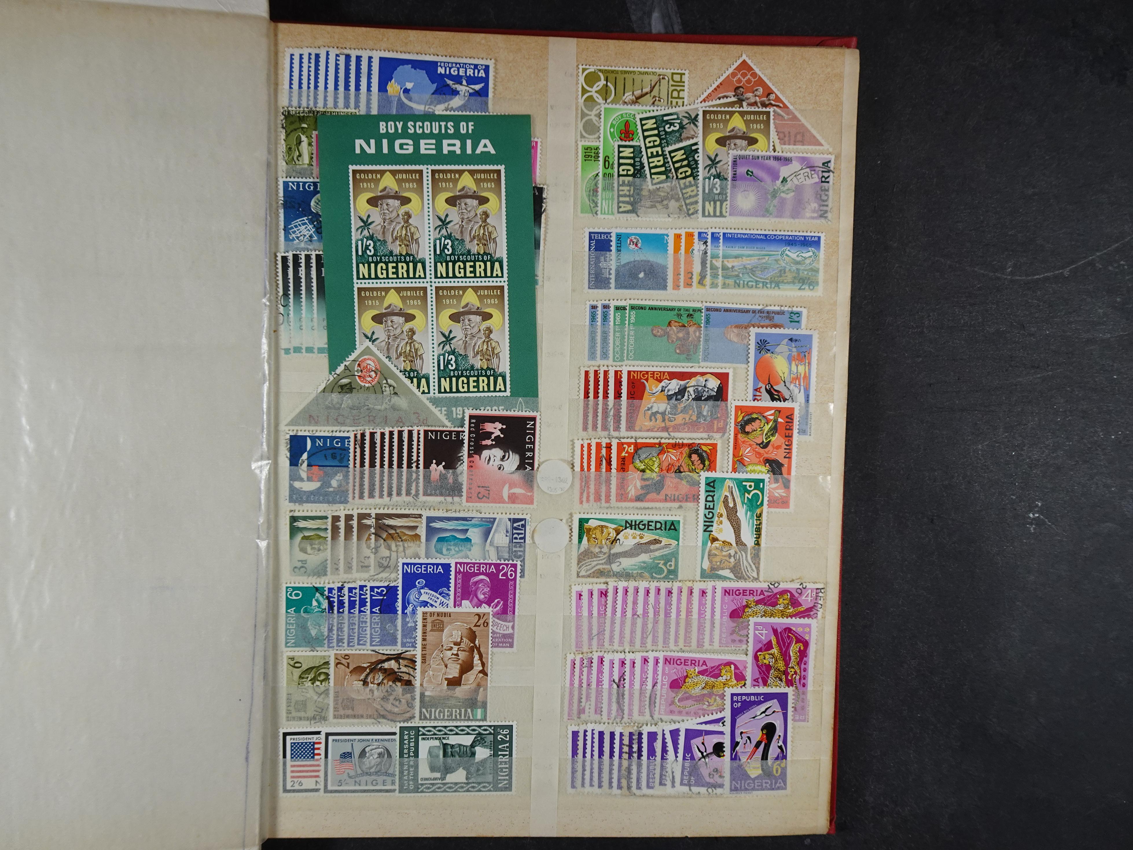 Prachtige stock met veel betere zegels, diverse interessante stempels.  7