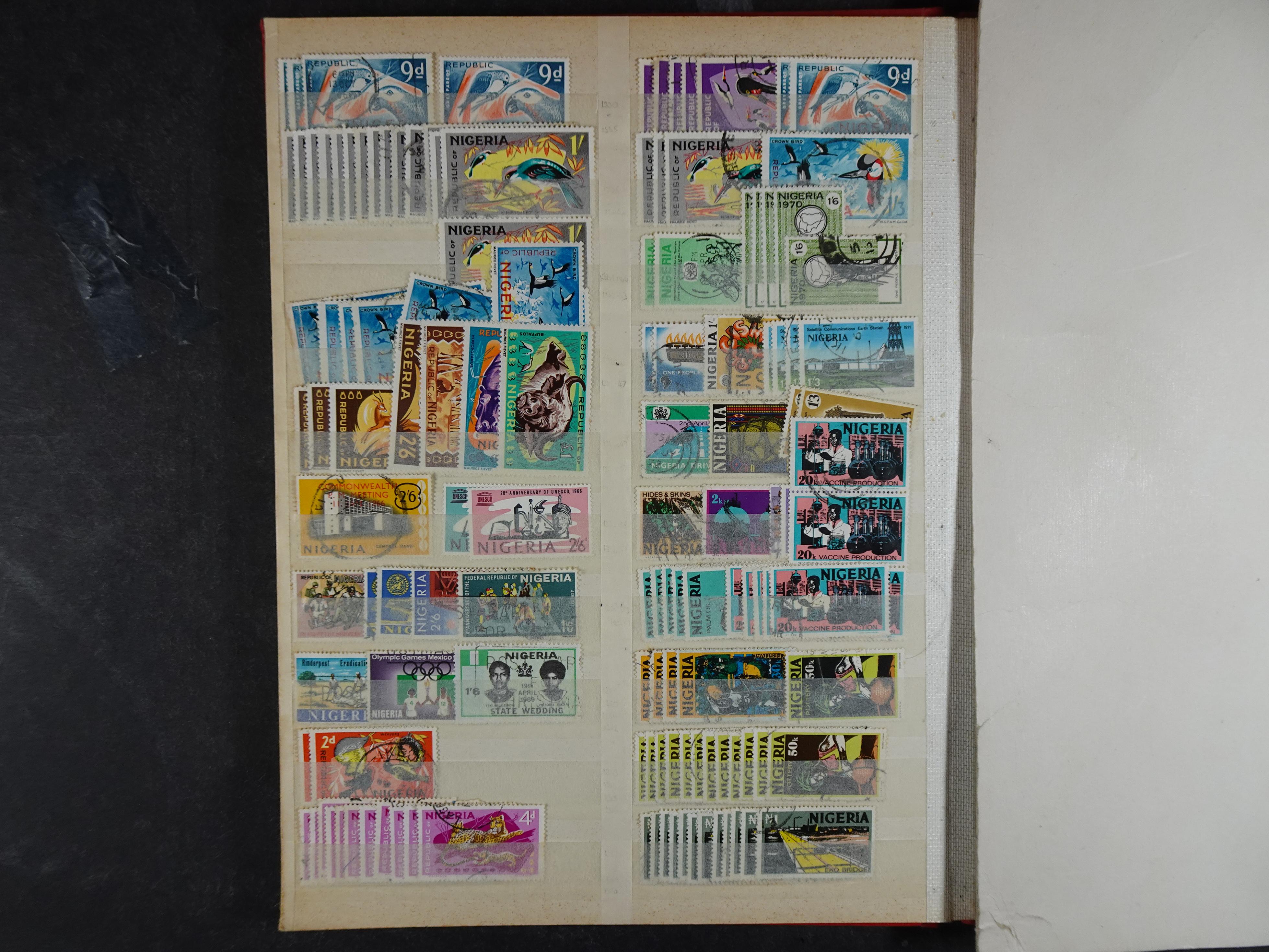 Prachtige stock met veel betere zegels, diverse interessante stempels.  8