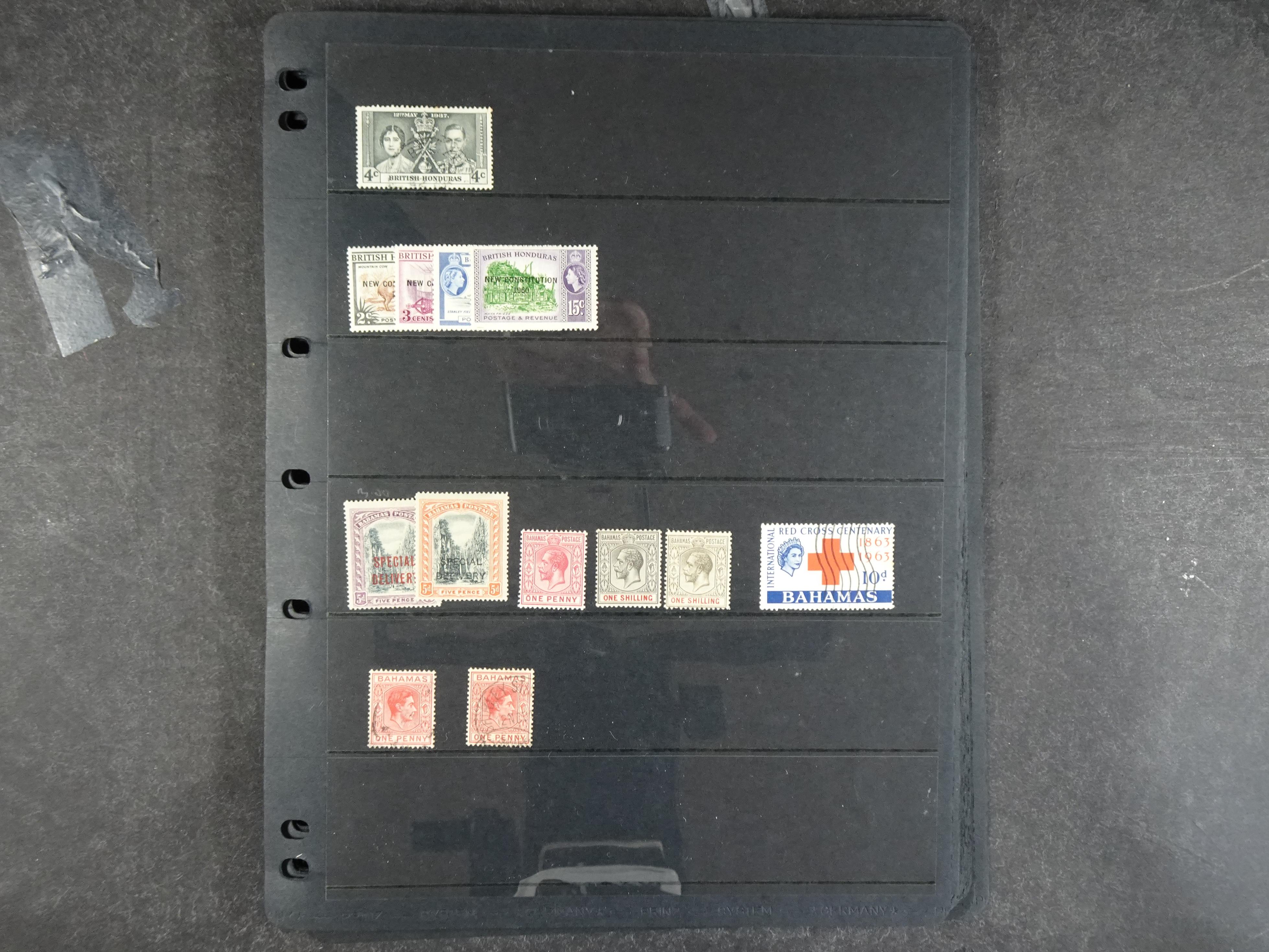 Geweldig fundgrube Britse gebieden met zeer veel bijzondere stempels en zeer fraai canada en ST. Helena. 29