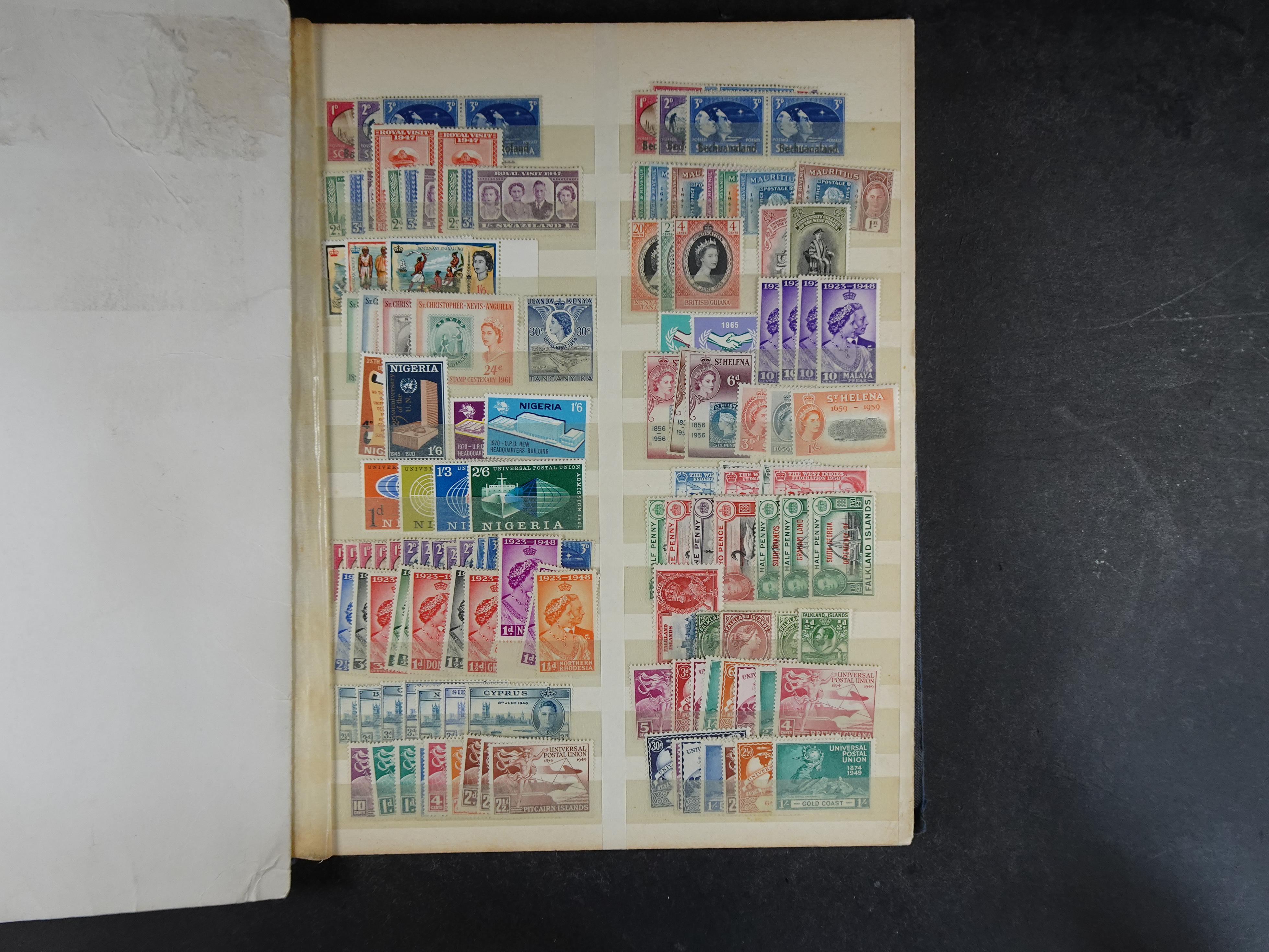 Prachtige stock veel George VI en Elizabeth II.
1e plakker, zeer veel complete series.
Mooi materiaal. 5