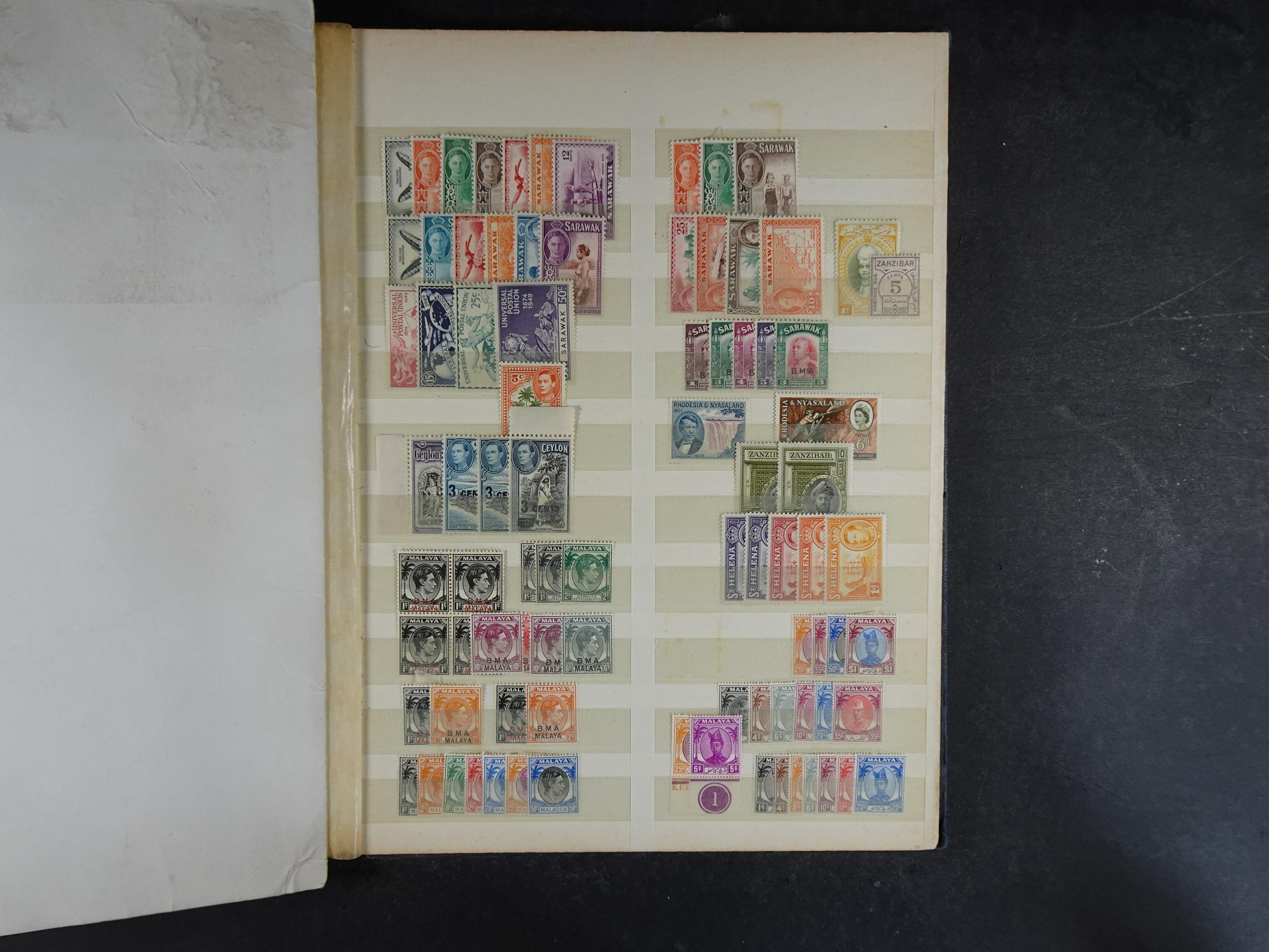 Prachtige stock veel George VI en Elizabeth II.
1e plakker, zeer veel complete series.
Mooi materiaal. 11