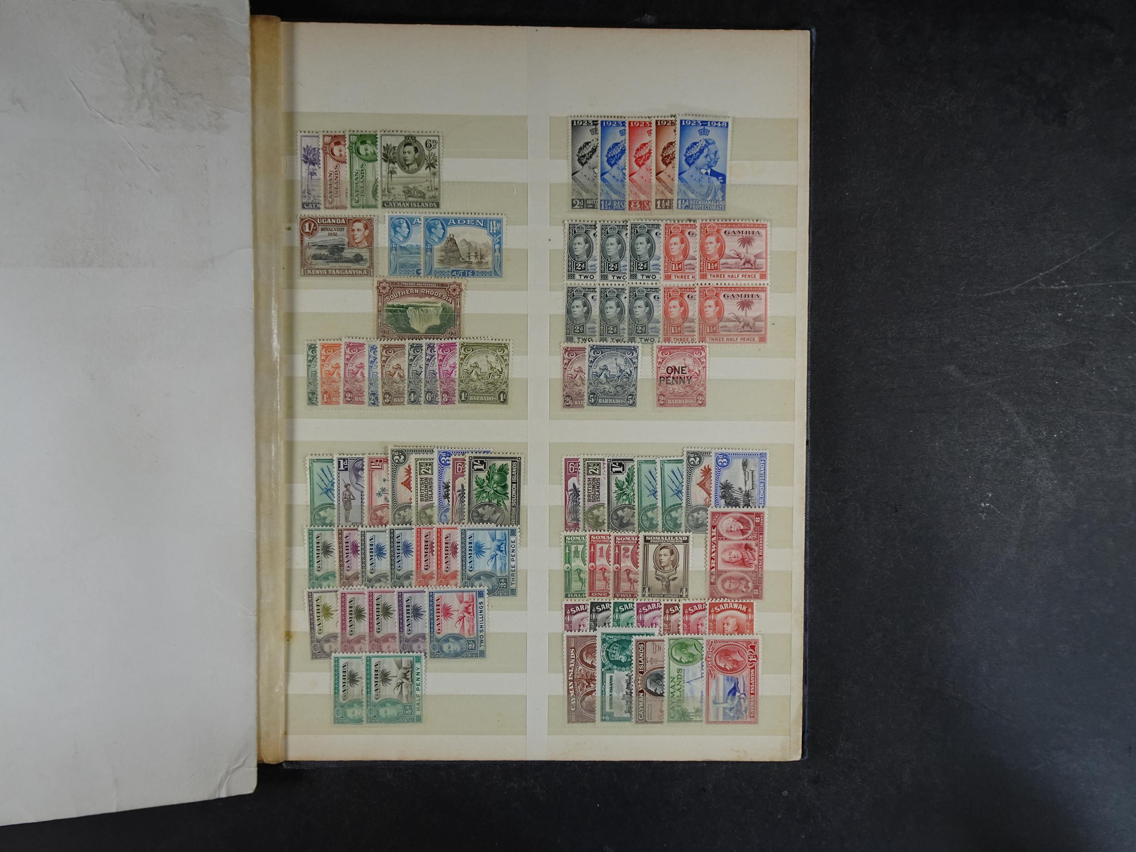 Prachtige stock veel George VI en Elizabeth II.
1e plakker, zeer veel complete series.
Mooi materiaal. 13