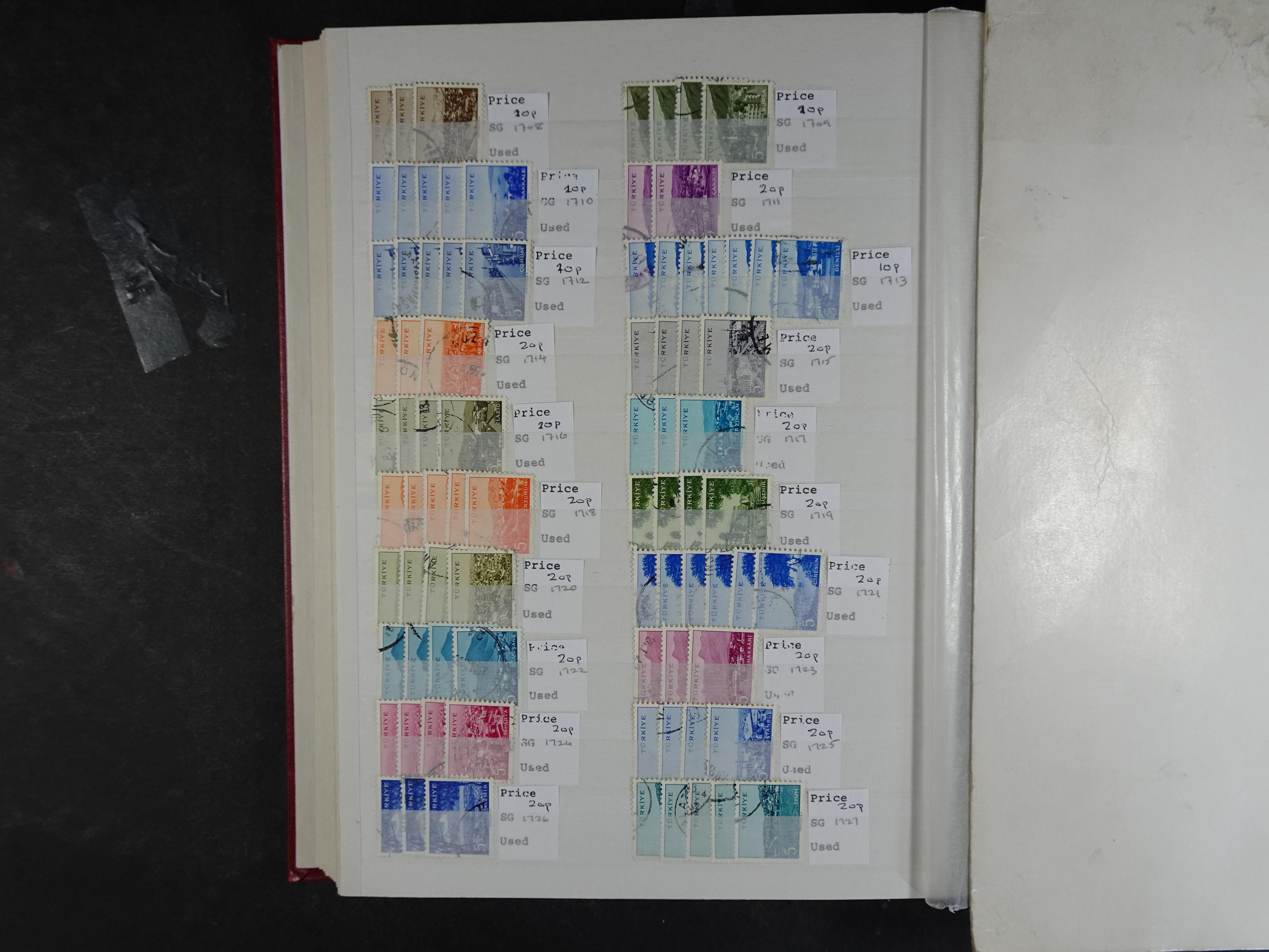 Mooie gebruikte stock met veel beter materiaal.
Hoge cat waarde. 66