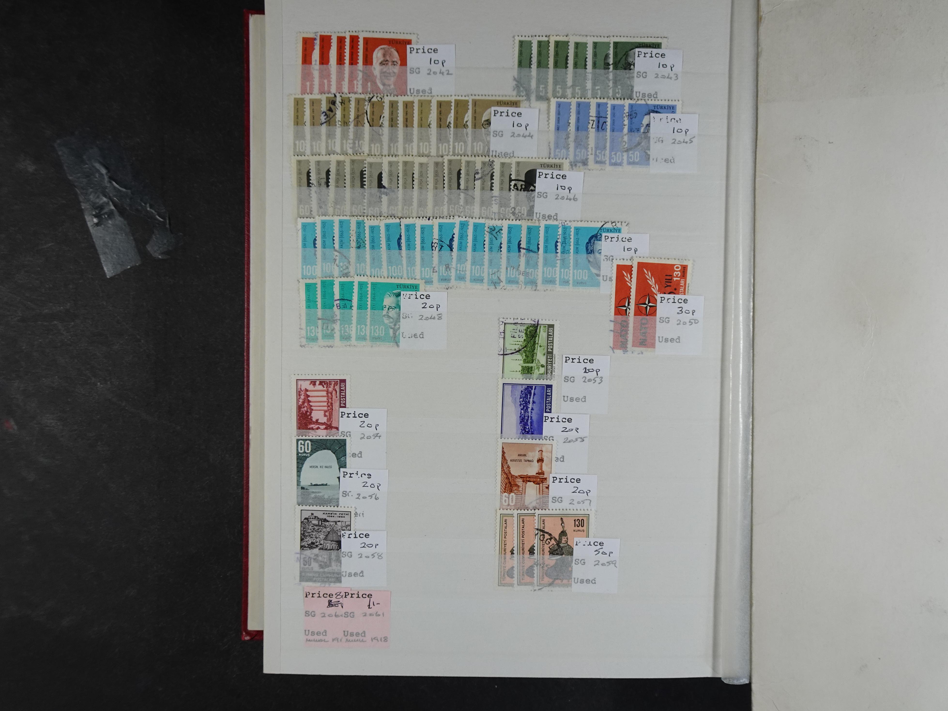 Mooie gebruikte stock met veel beter materiaal.
Hoge cat waarde. 82