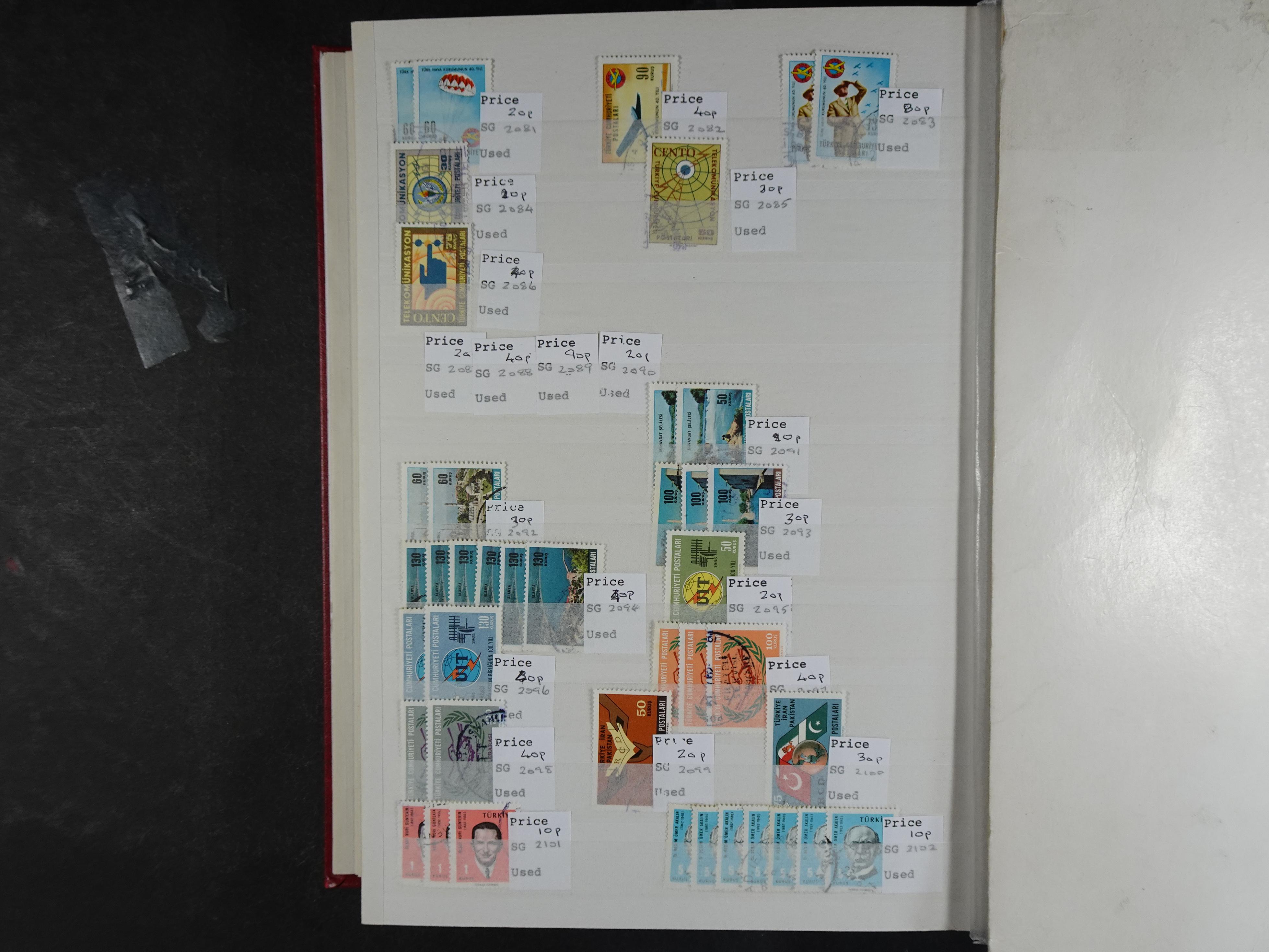 Mooie gebruikte stock met veel beter materiaal.
Hoge cat waarde. 84