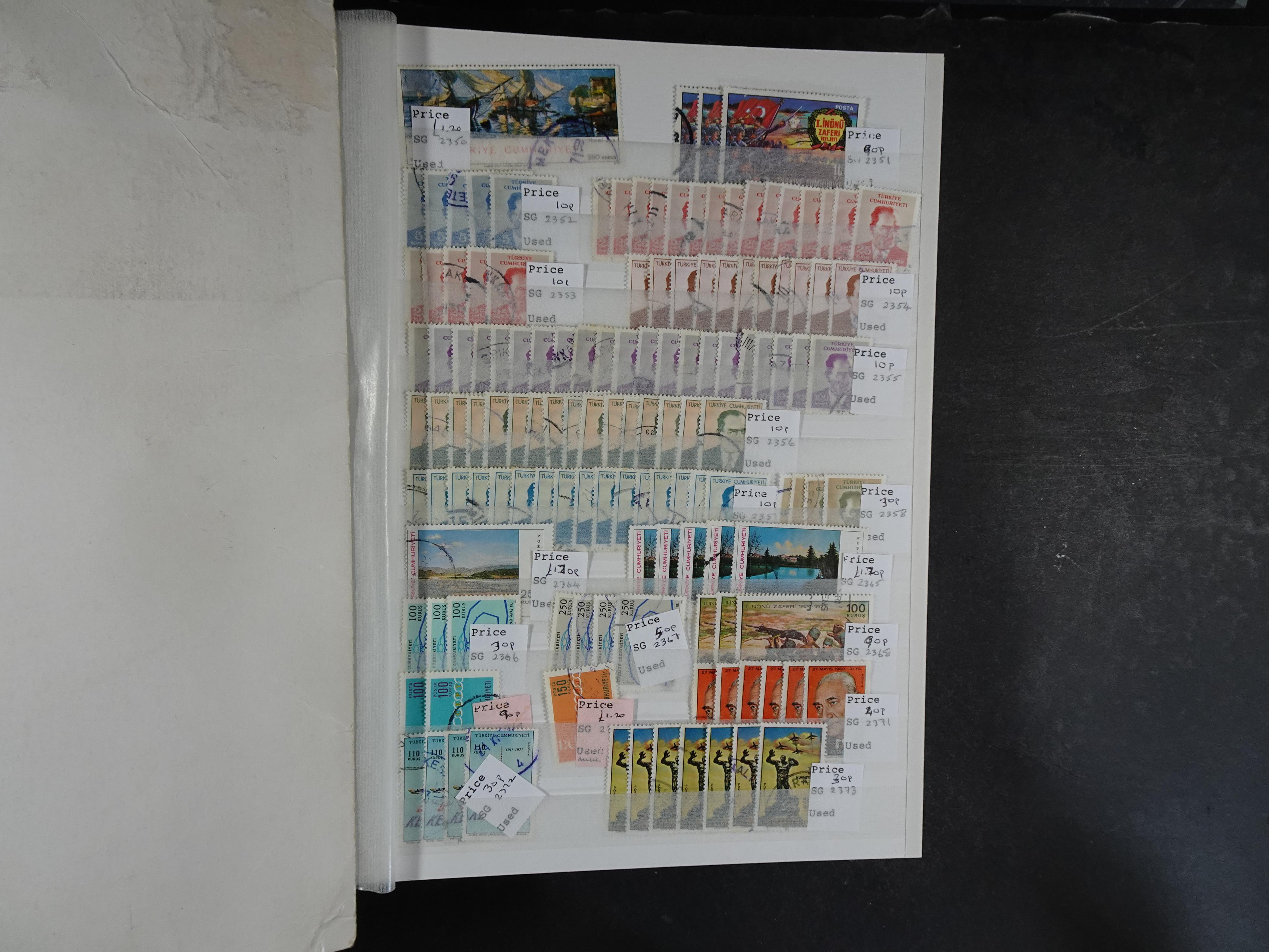 Mooie gebruikte stock met veel beter materiaal.
Hoge cat waarde. 97