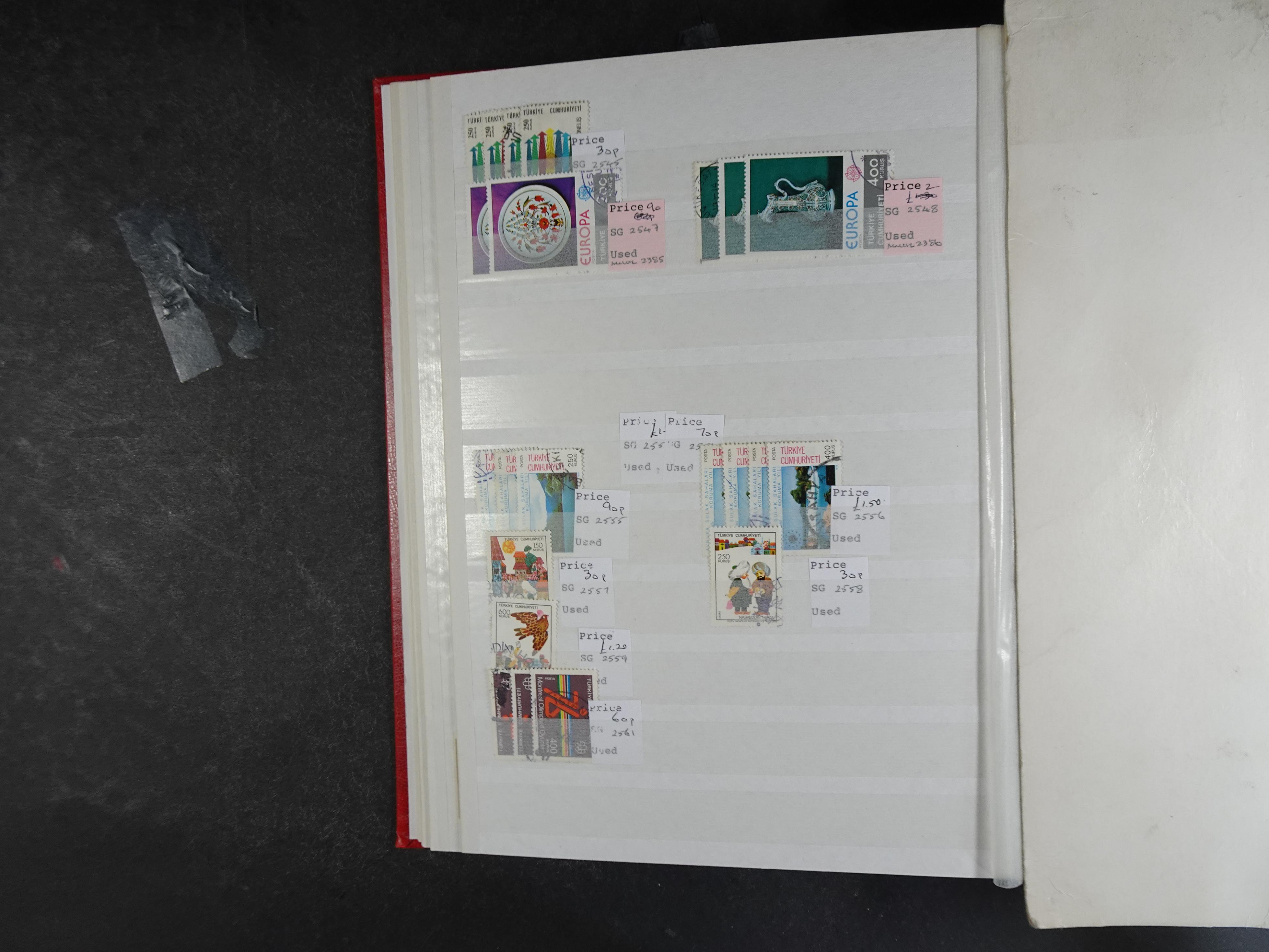 Mooie gebruikte stock met veel beter materiaal.
Hoge cat waarde. 106