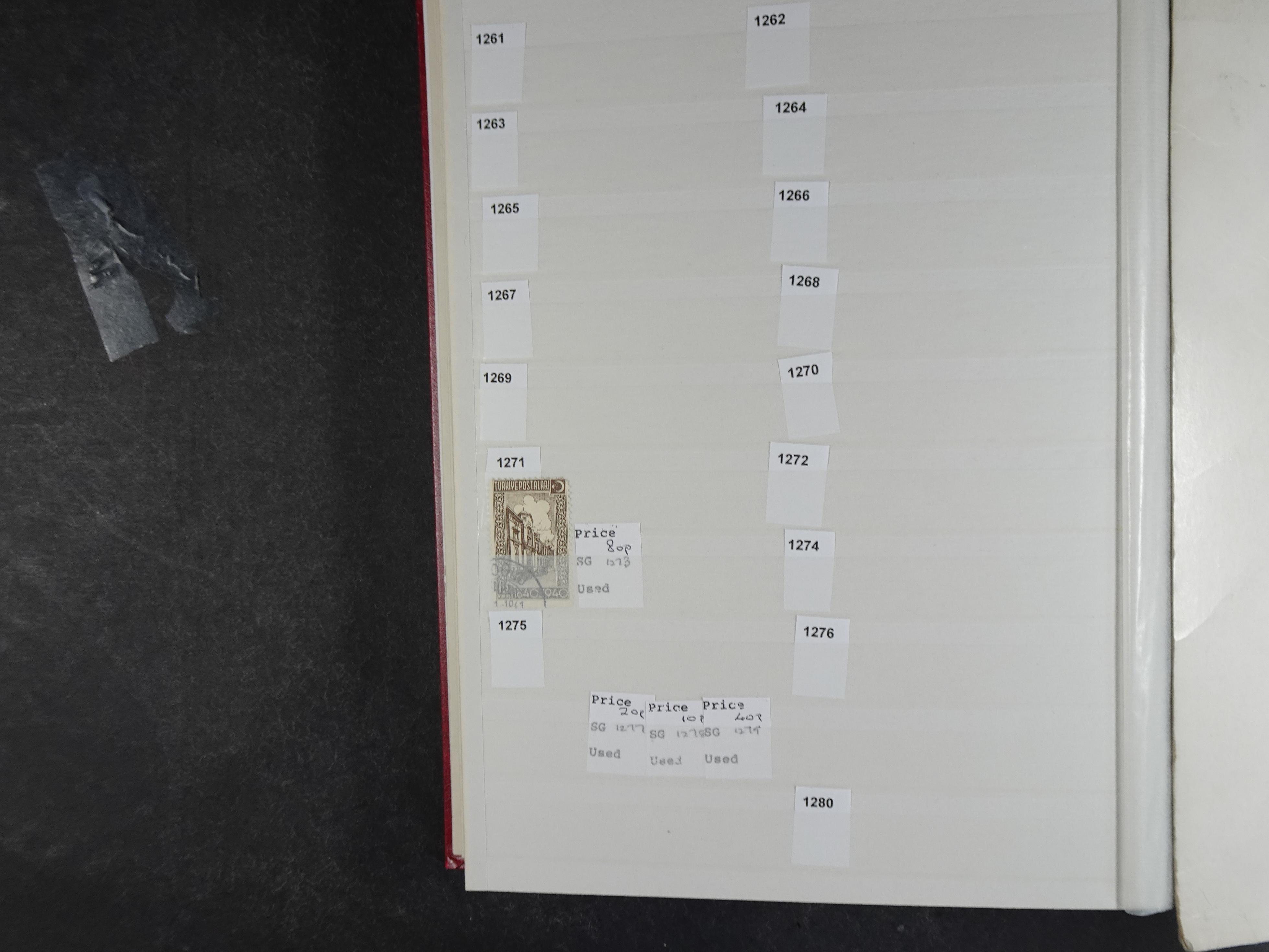 Mooie gebruikte stock met veel beter materiaal.
Hoge cat waarde. 197