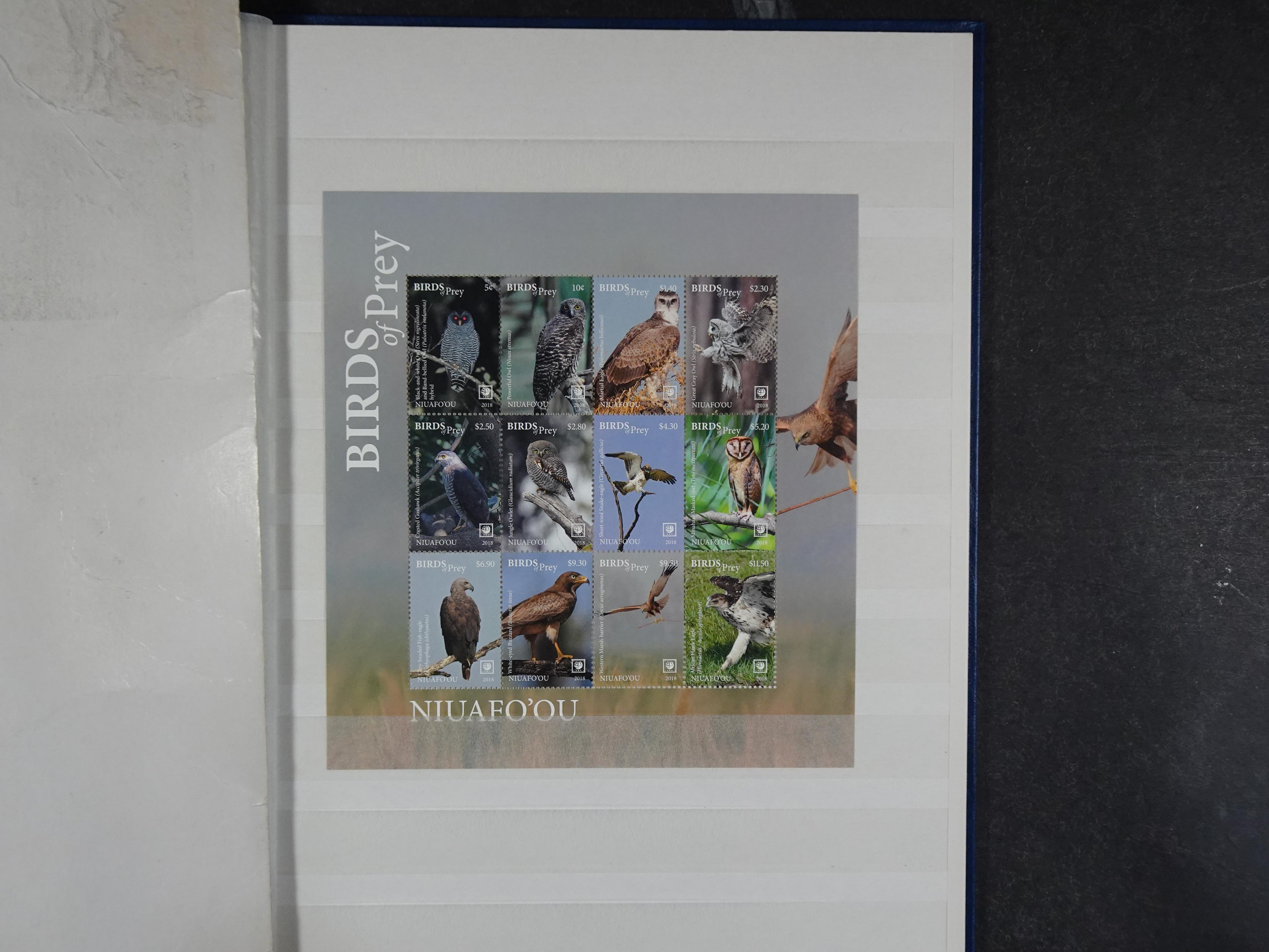 Mooie partij blokken 
Cook Island.
Roof vogels.
Leuke waarde. 4