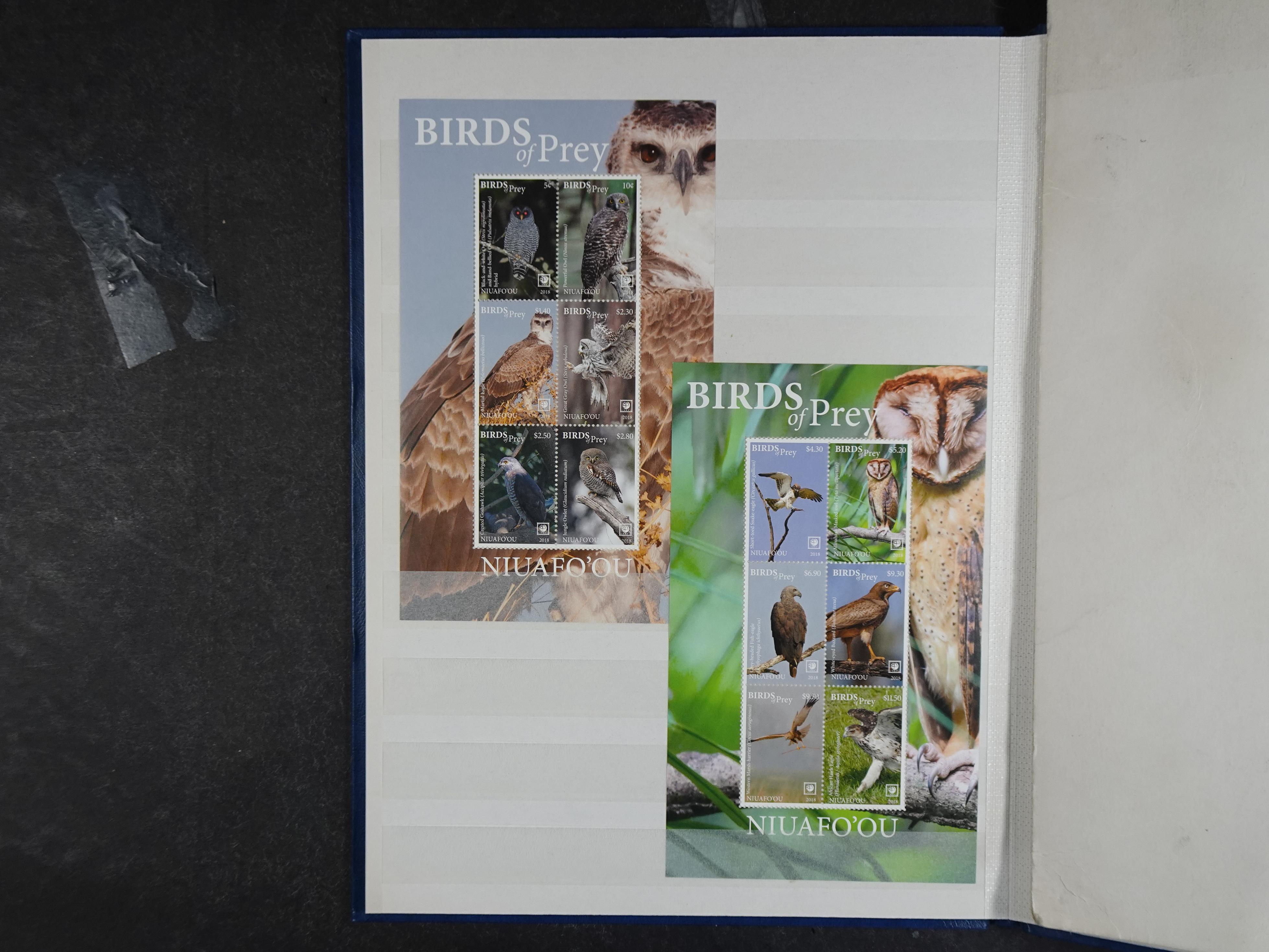 Mooie partij blokken 
Cook Island.
Roof vogels.
Leuke waarde. 5