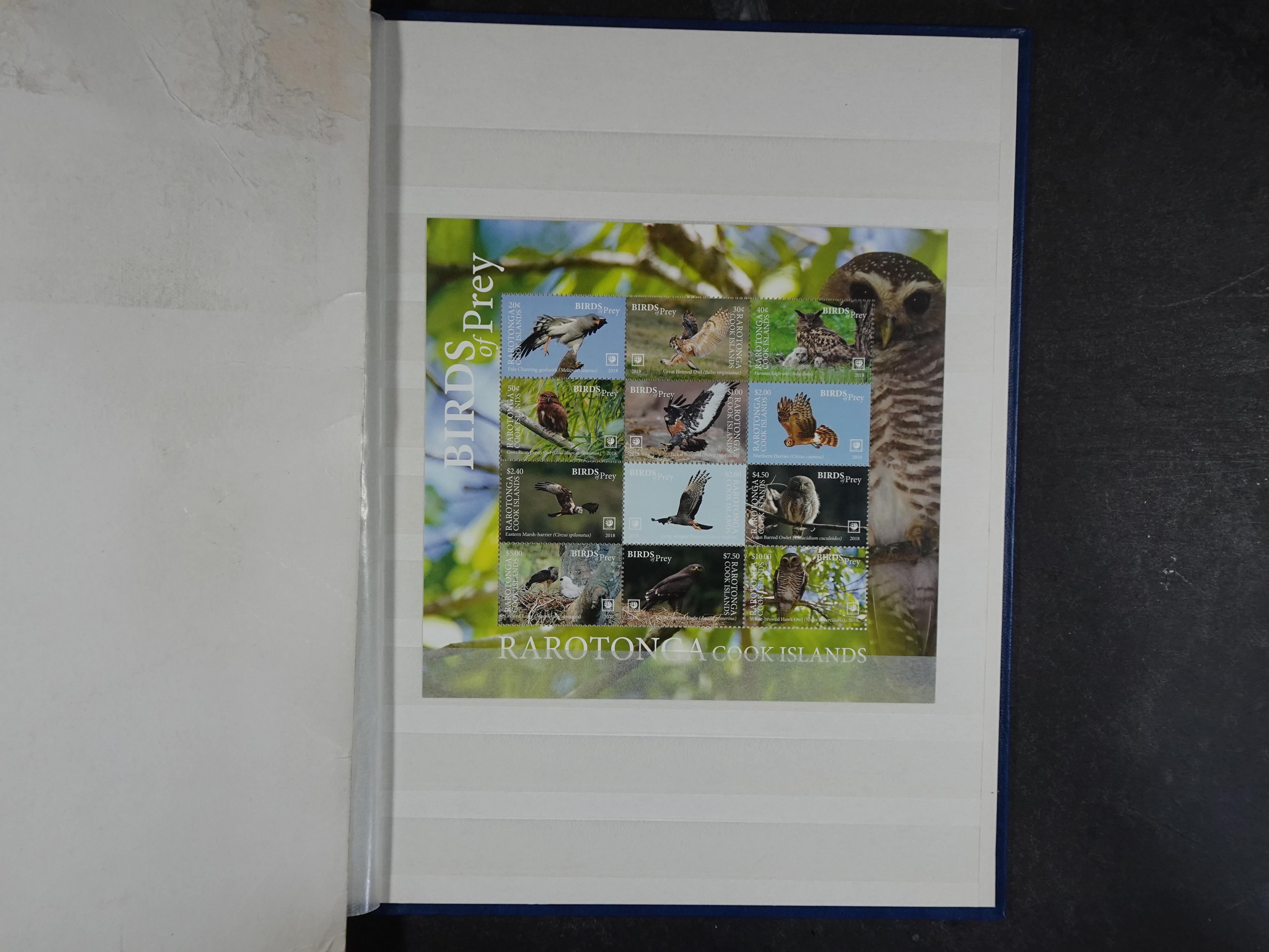 Mooie partij blokken 
Cook Island.
Roof vogels.
Leuke waarde. 8