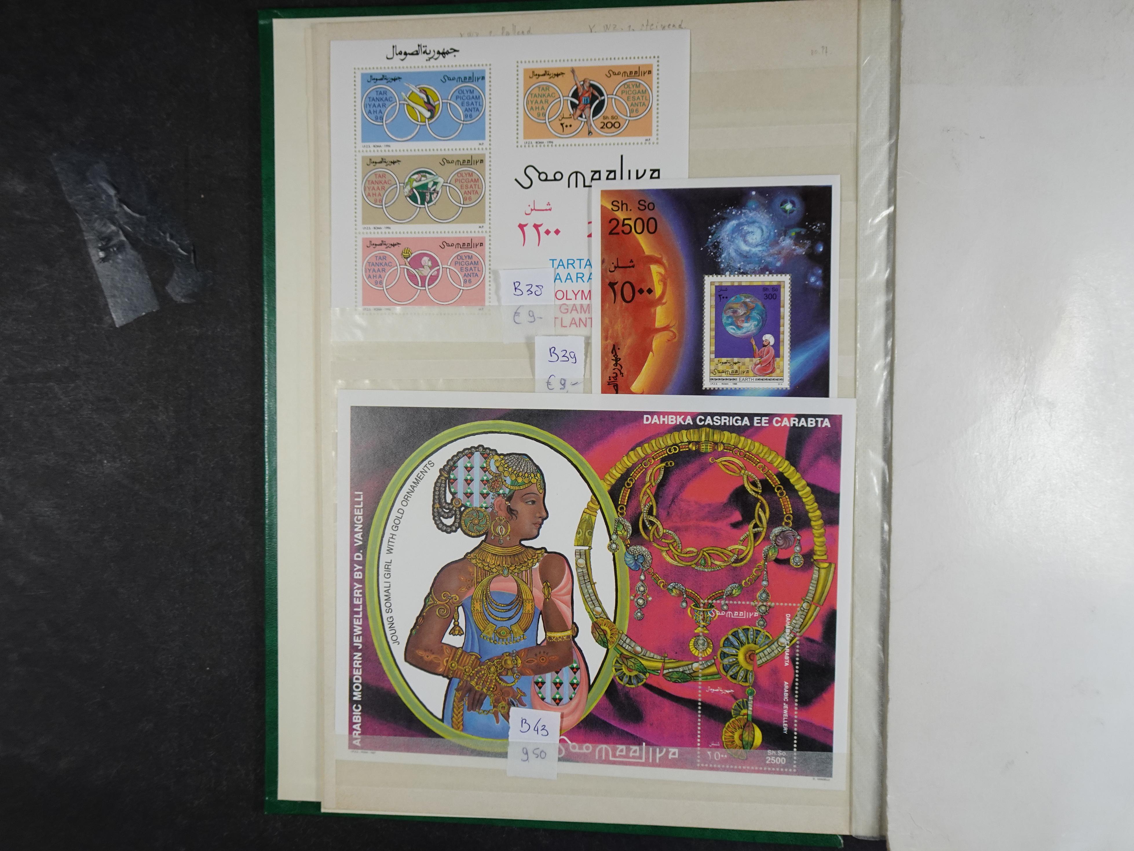 Mooie collectie veel motief. 
Hoge cat waarde. 2