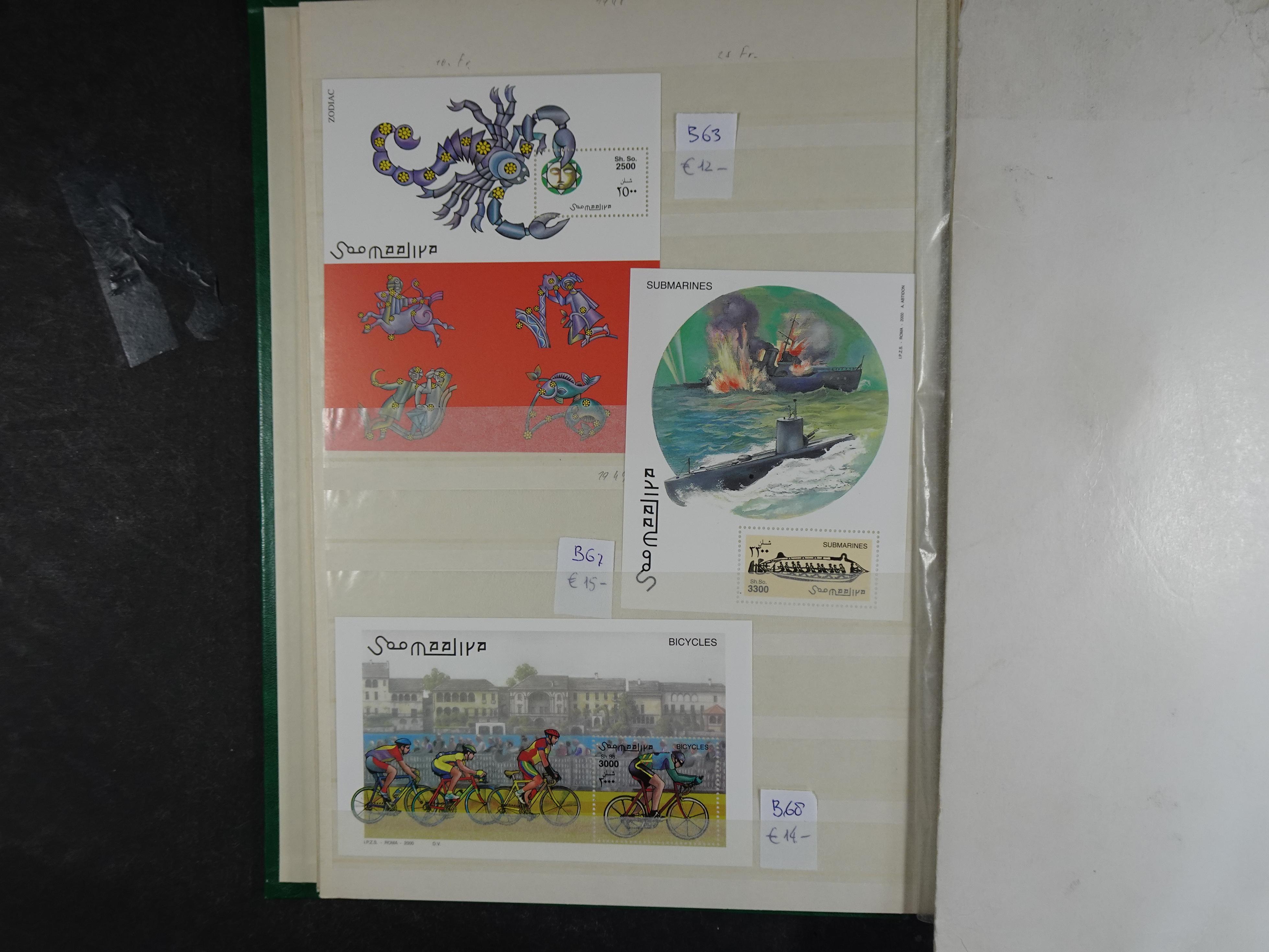 Mooie collectie veel motief. 
Hoge cat waarde. 6