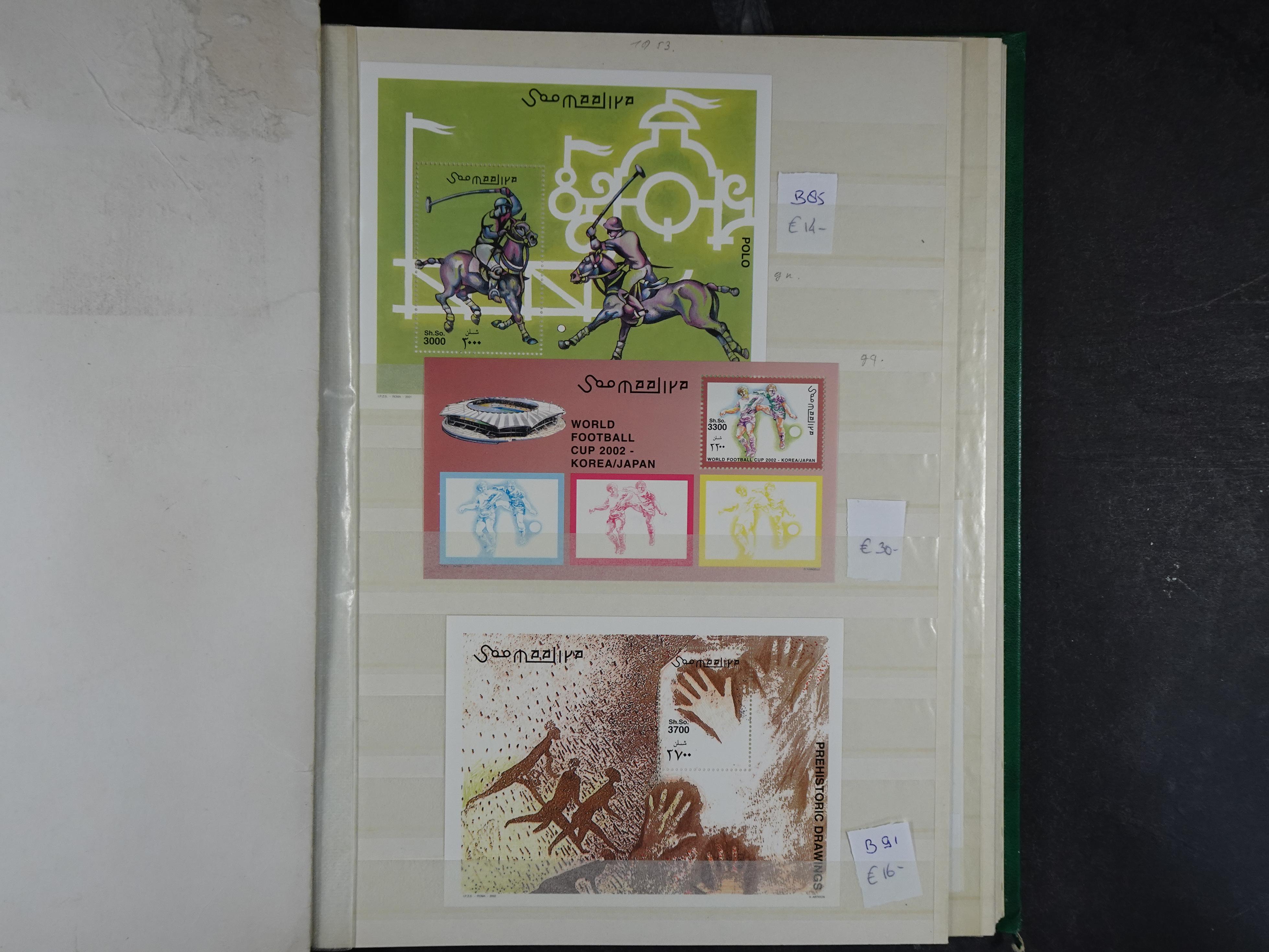 Mooie collectie veel motief. 
Hoge cat waarde. 11