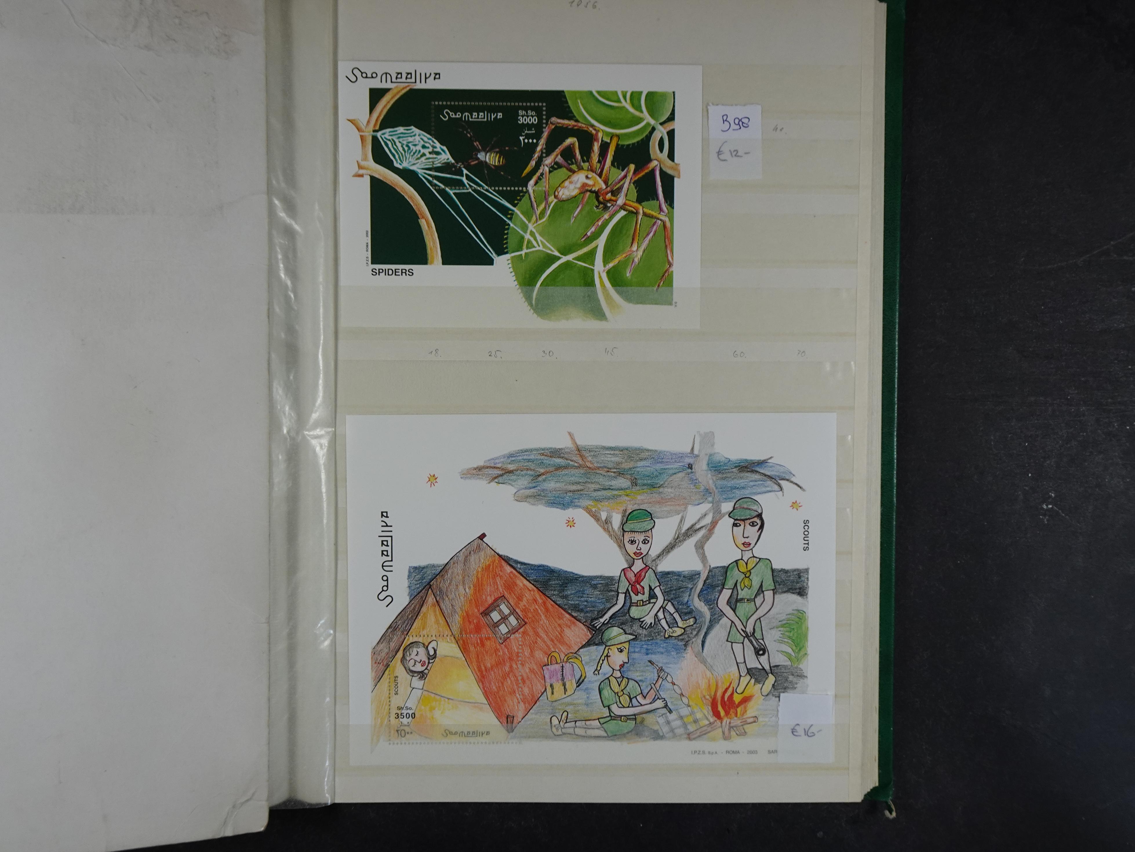 Mooie collectie veel motief. 
Hoge cat waarde. 13