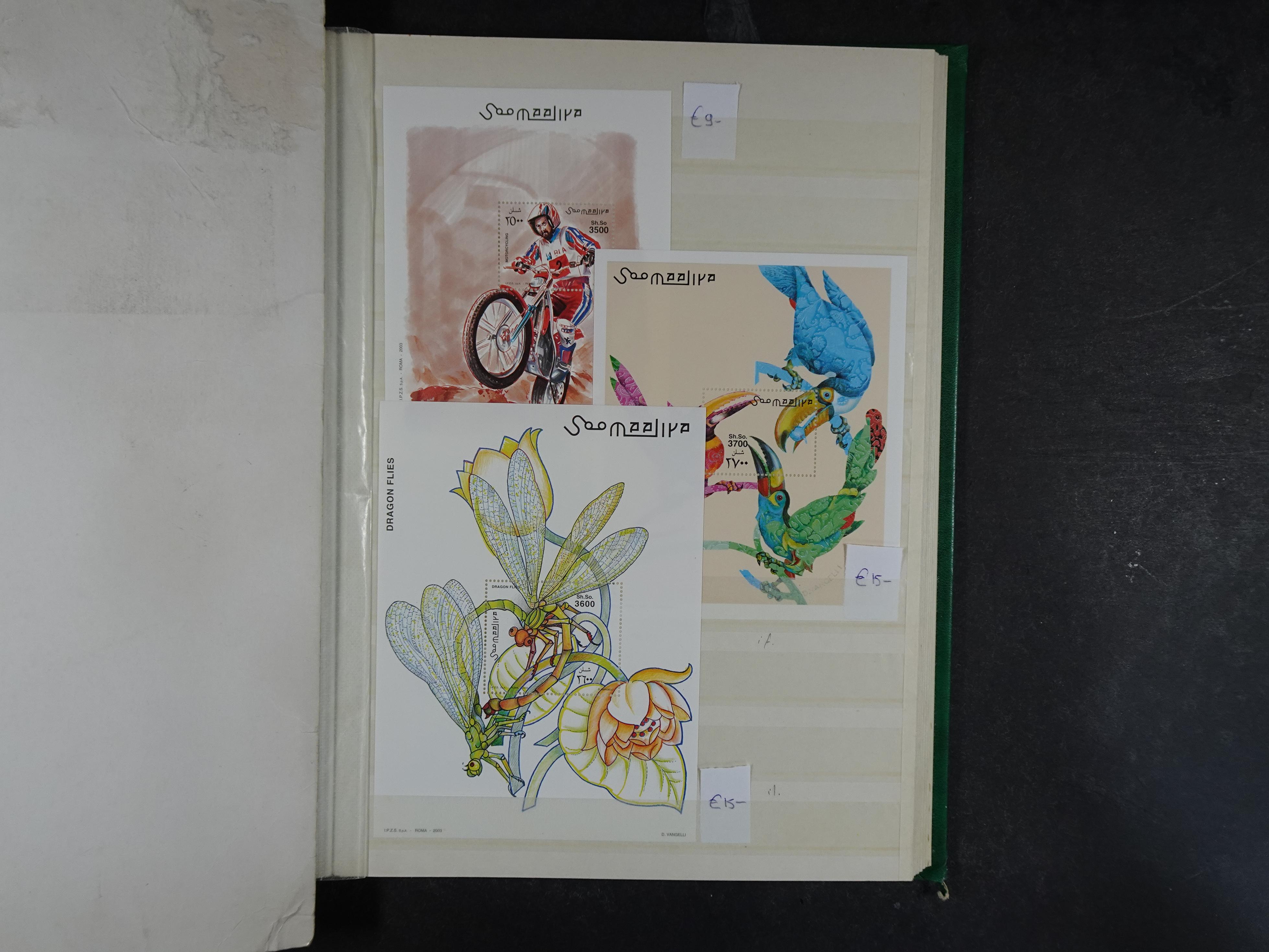 Mooie collectie veel motief. 
Hoge cat waarde. 15