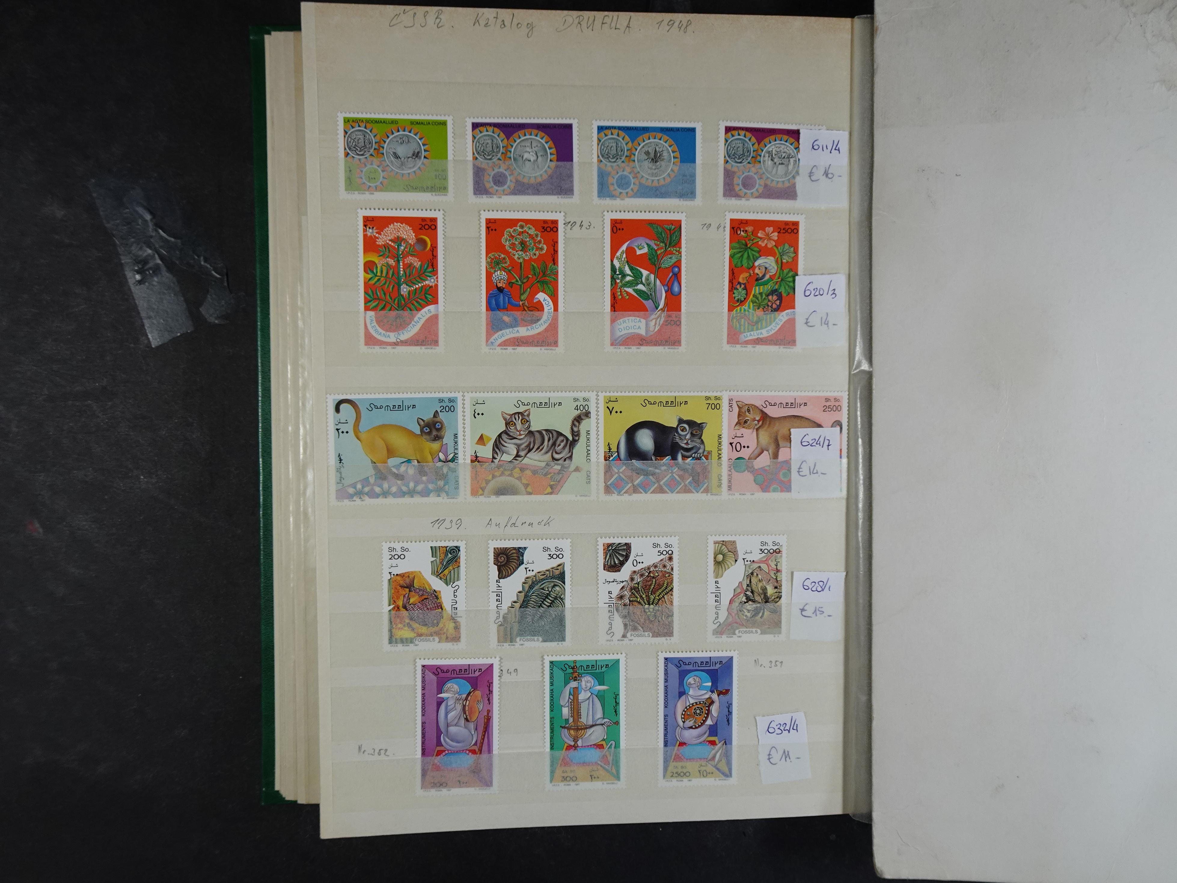 Mooie collectie veel motief. 
Hoge cat waarde. 20