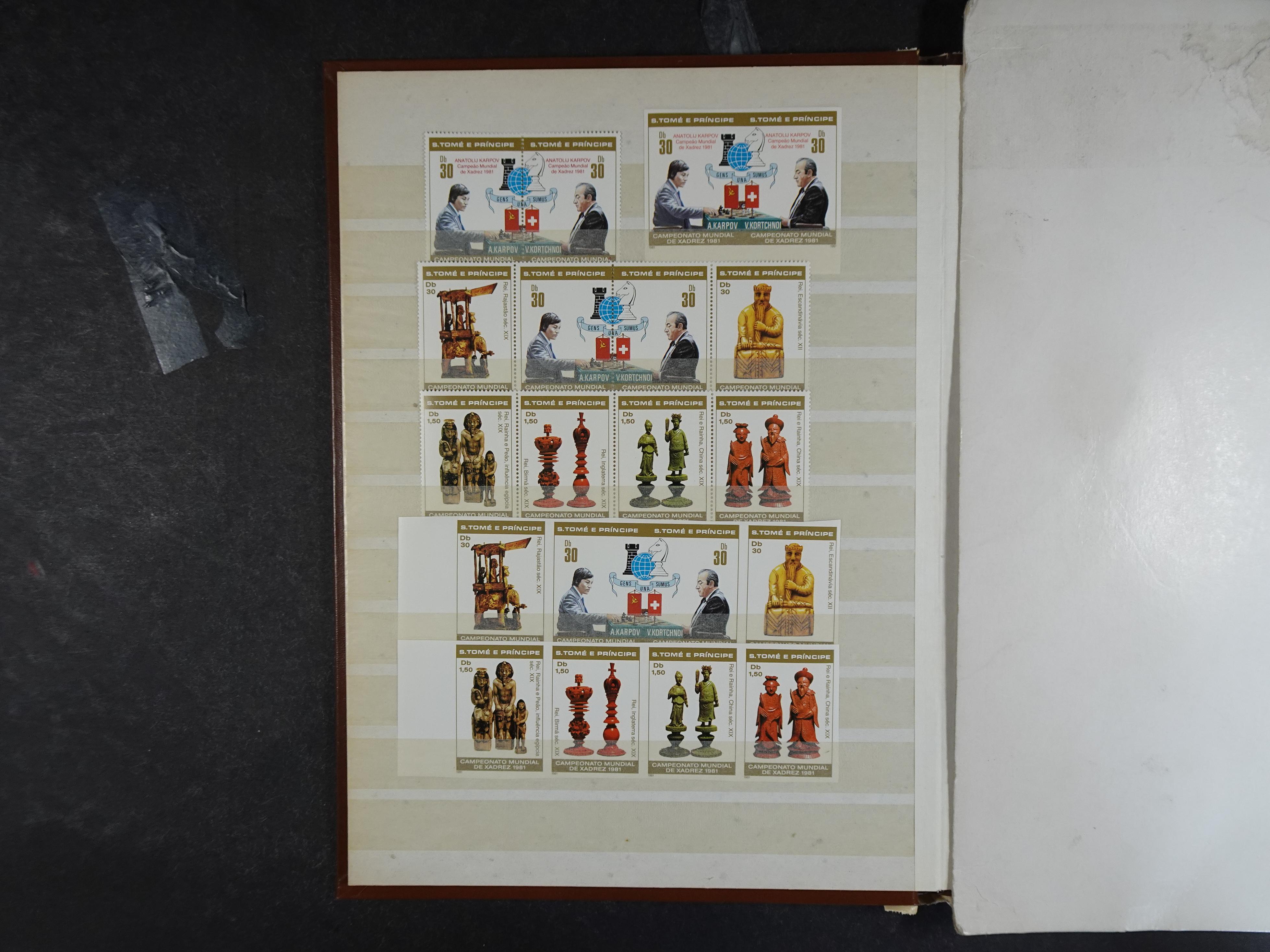 Mooie verzameling met ongetand.
Veel motief. 4