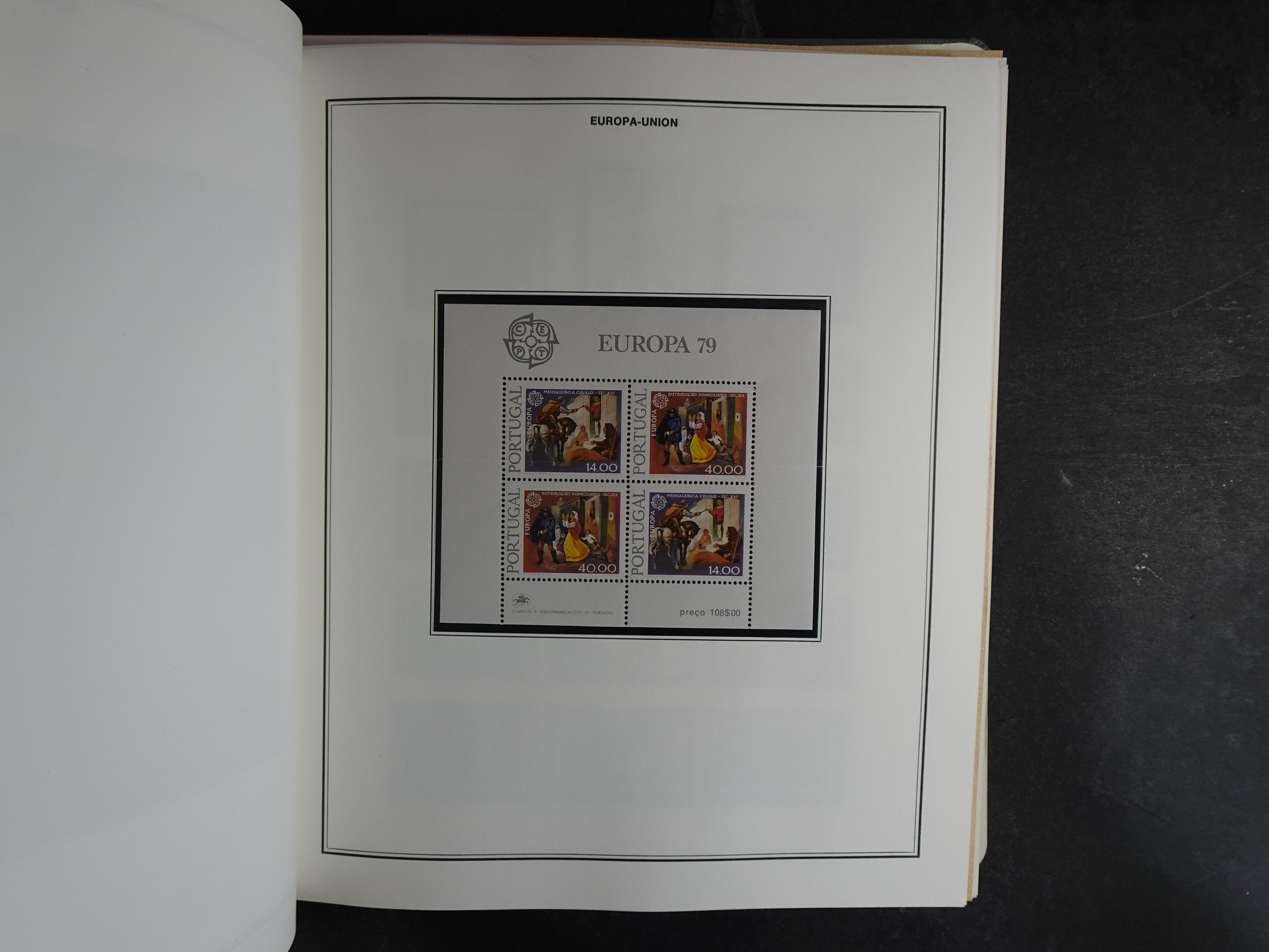 Ook meelopers, etc.
Zowel gestempeld als postfris.
Ca € 5500.- 
Cat waarde. 6