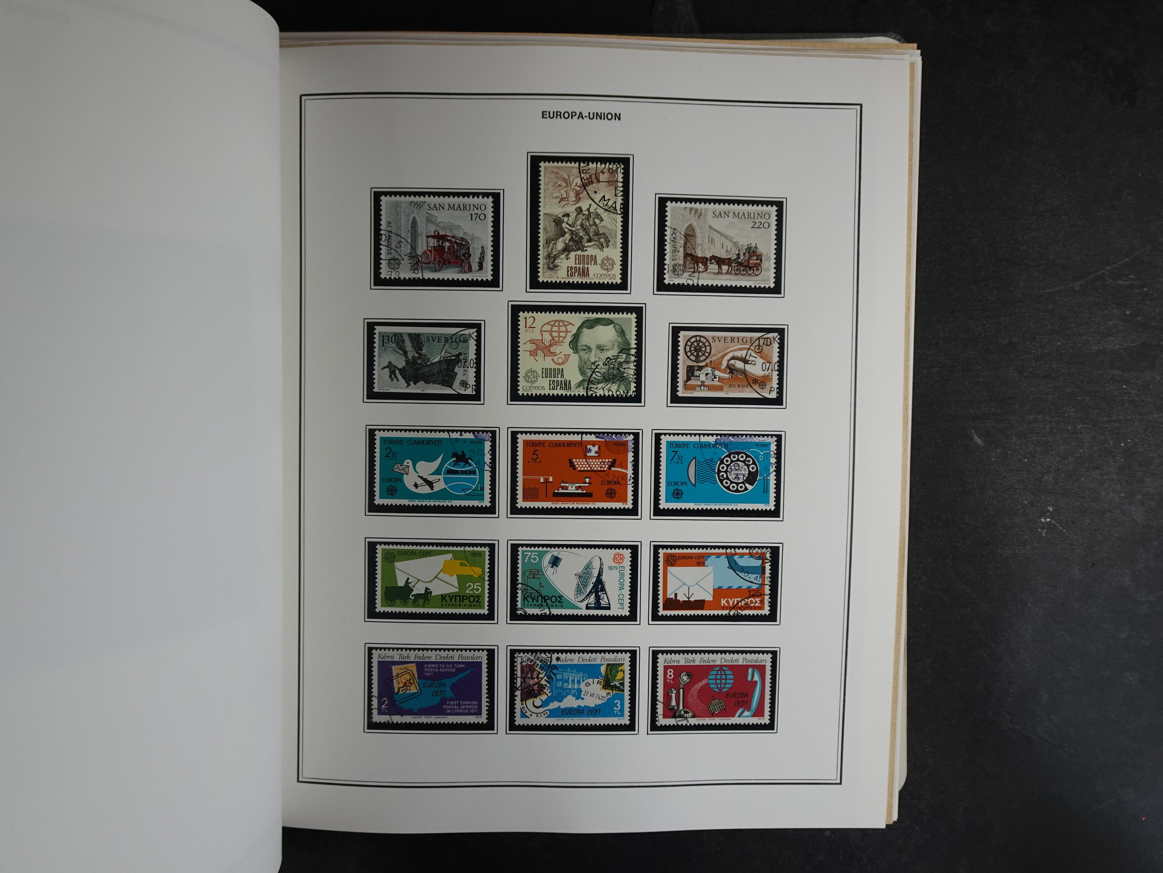 Ook meelopers, etc.
Zowel gestempeld als postfris.
Ca € 5500.- 
Cat waarde. 14