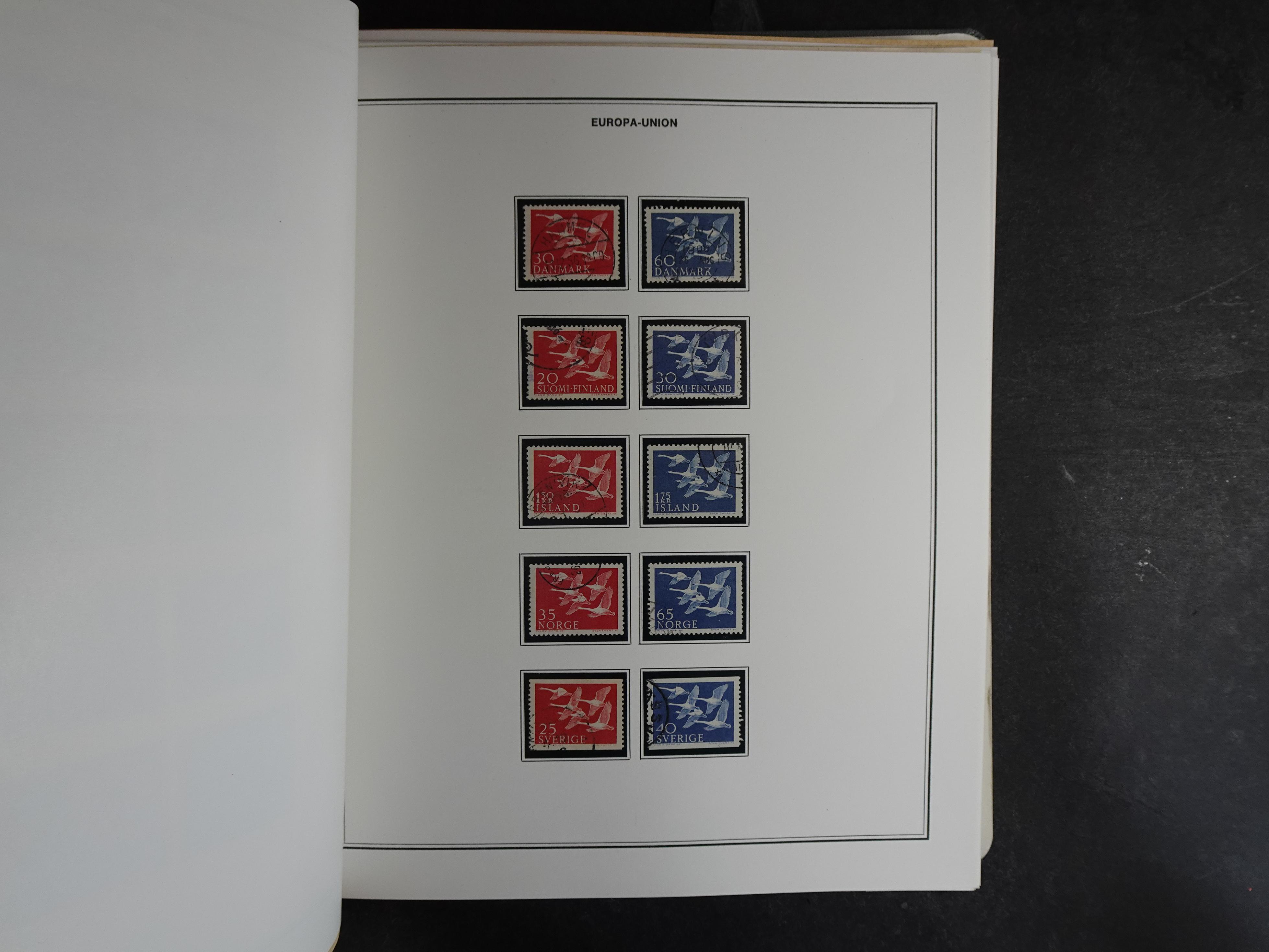 Ook meelopers, etc.
Zowel gestempeld als postfris.
Ca € 5500.- 
Cat waarde. 22