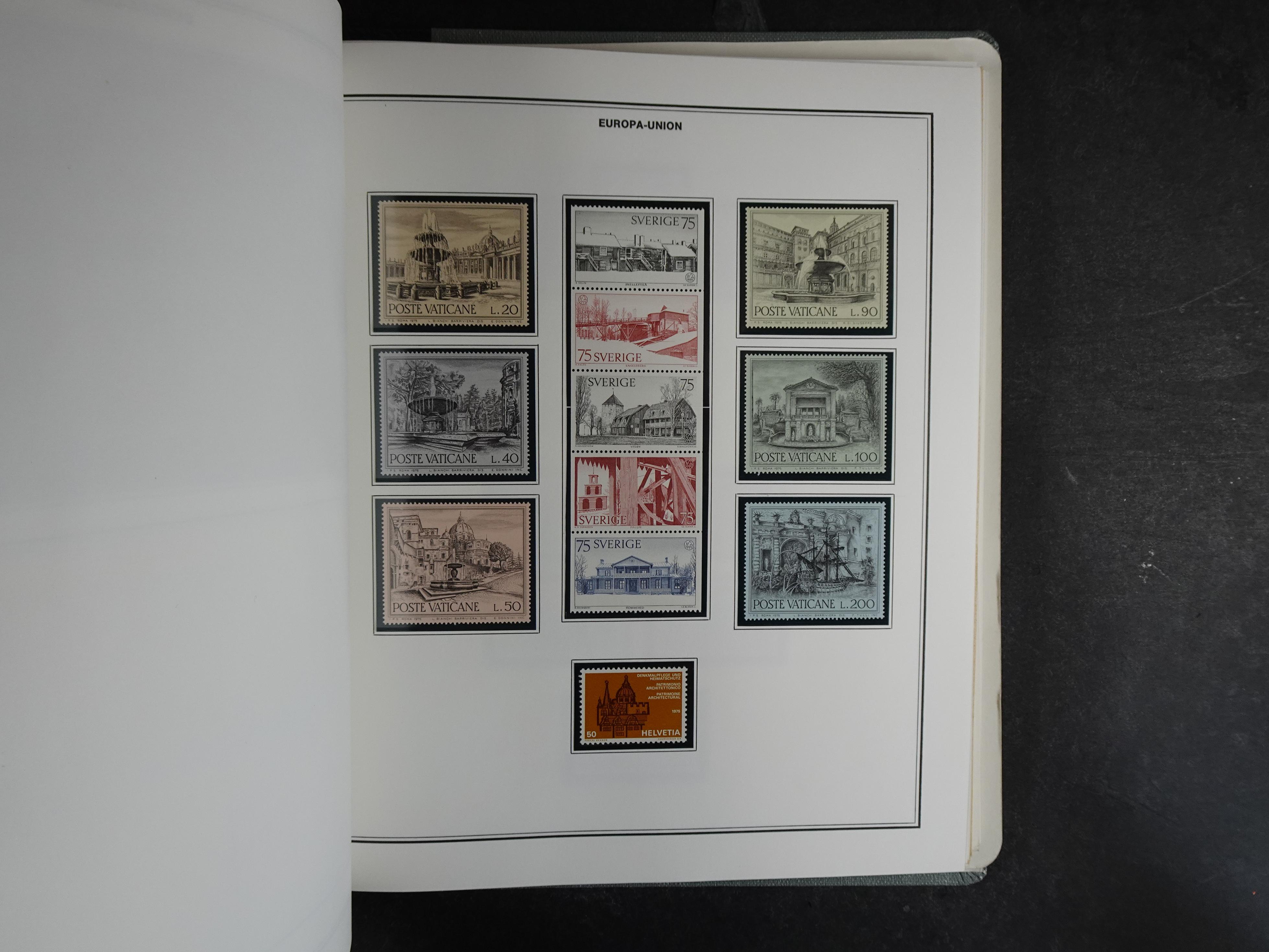 Ook meelopers, etc.
Zowel gestempeld als postfris.
Ca € 5500.- 
Cat waarde. 47