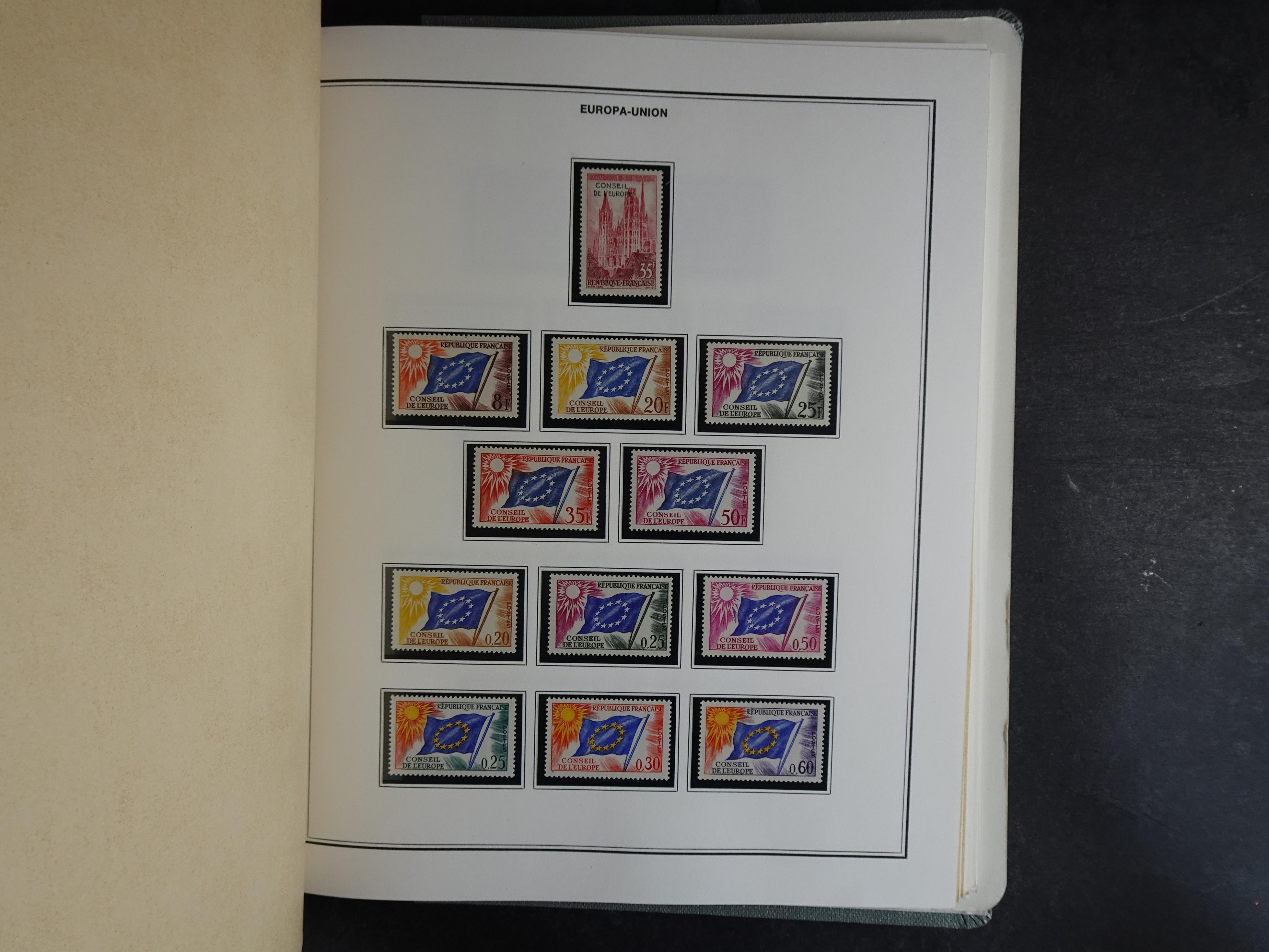 Ook meelopers, etc.
Zowel gestempeld als postfris.
Ca € 5500.- 
Cat waarde. 56