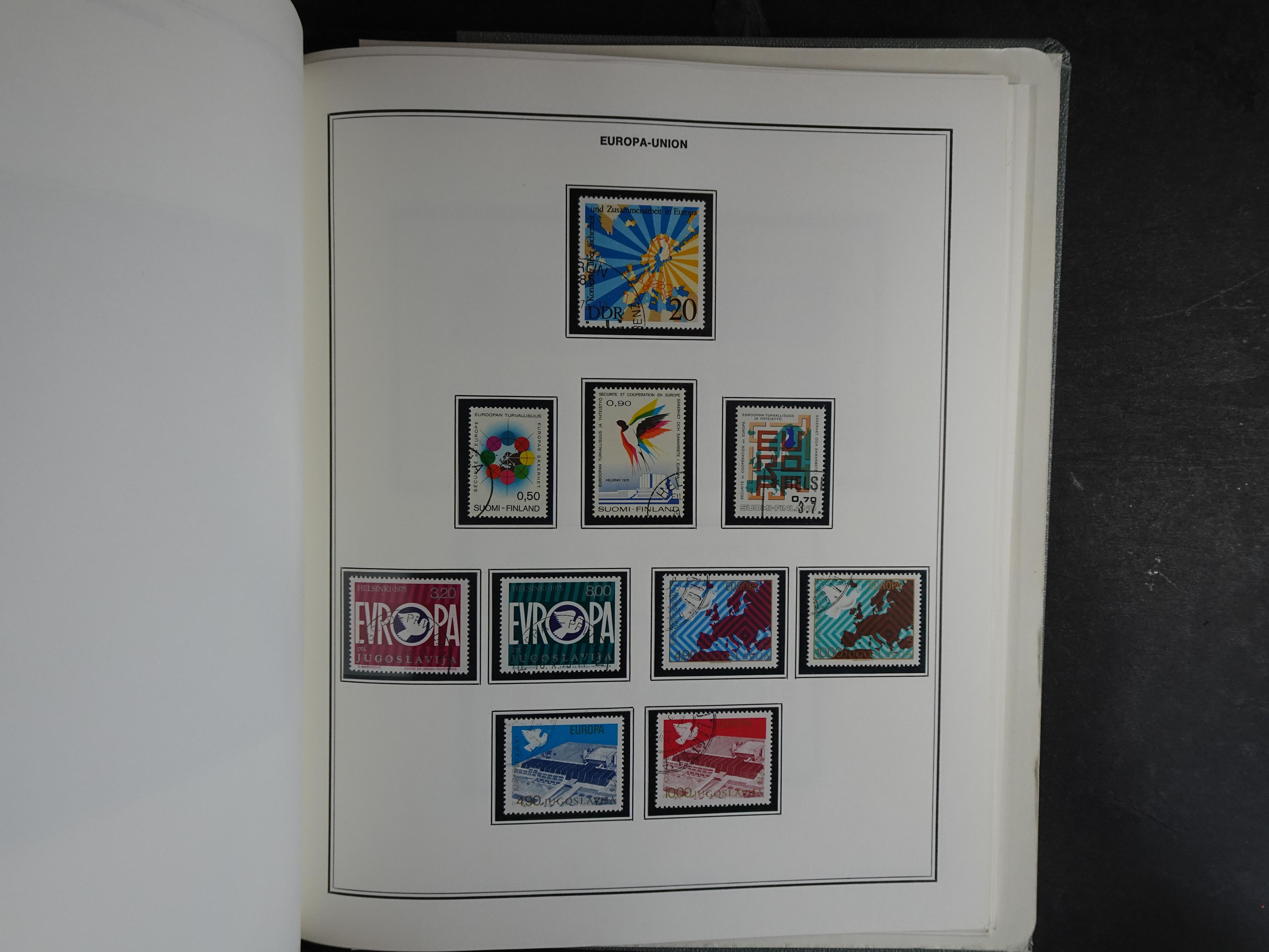 Ook meelopers, etc.
Zowel gestempeld als postfris.
Ca € 5500.- 
Cat waarde. 82