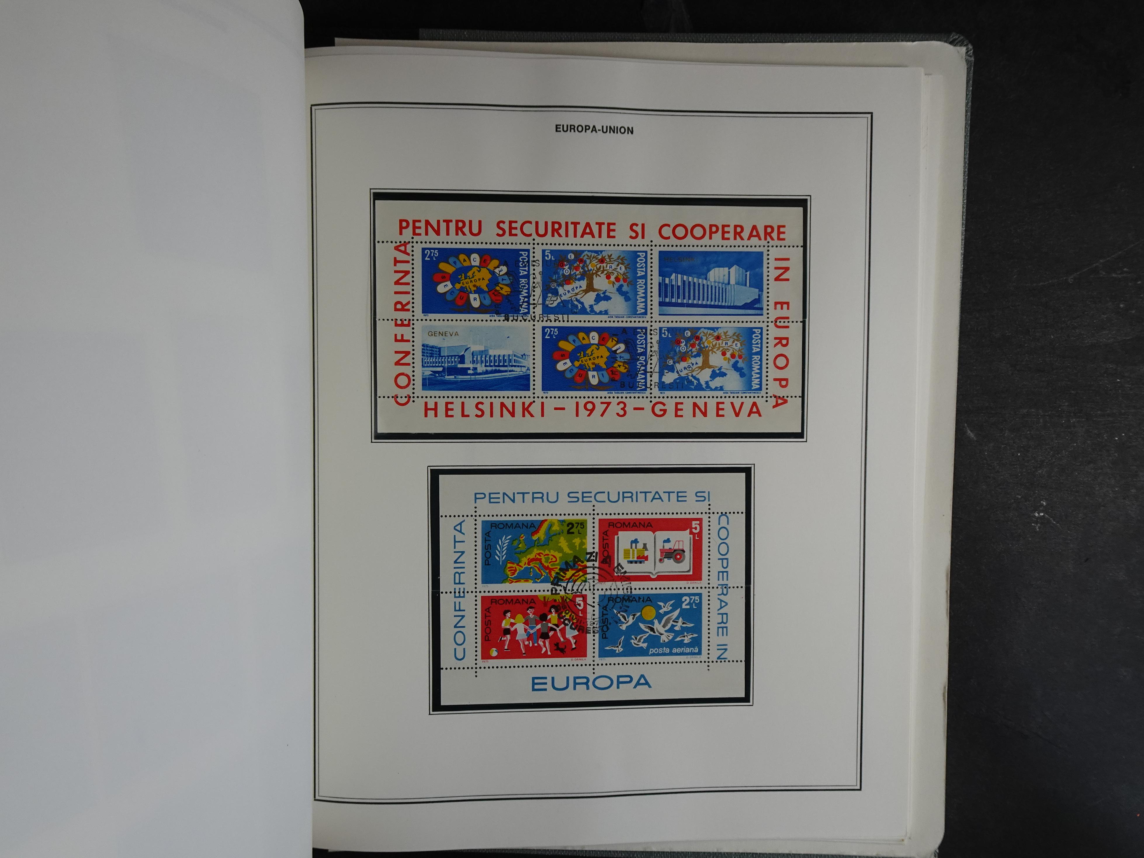 Ook meelopers, etc.
Zowel gestempeld als postfris.
Ca € 5500.- 
Cat waarde. 83