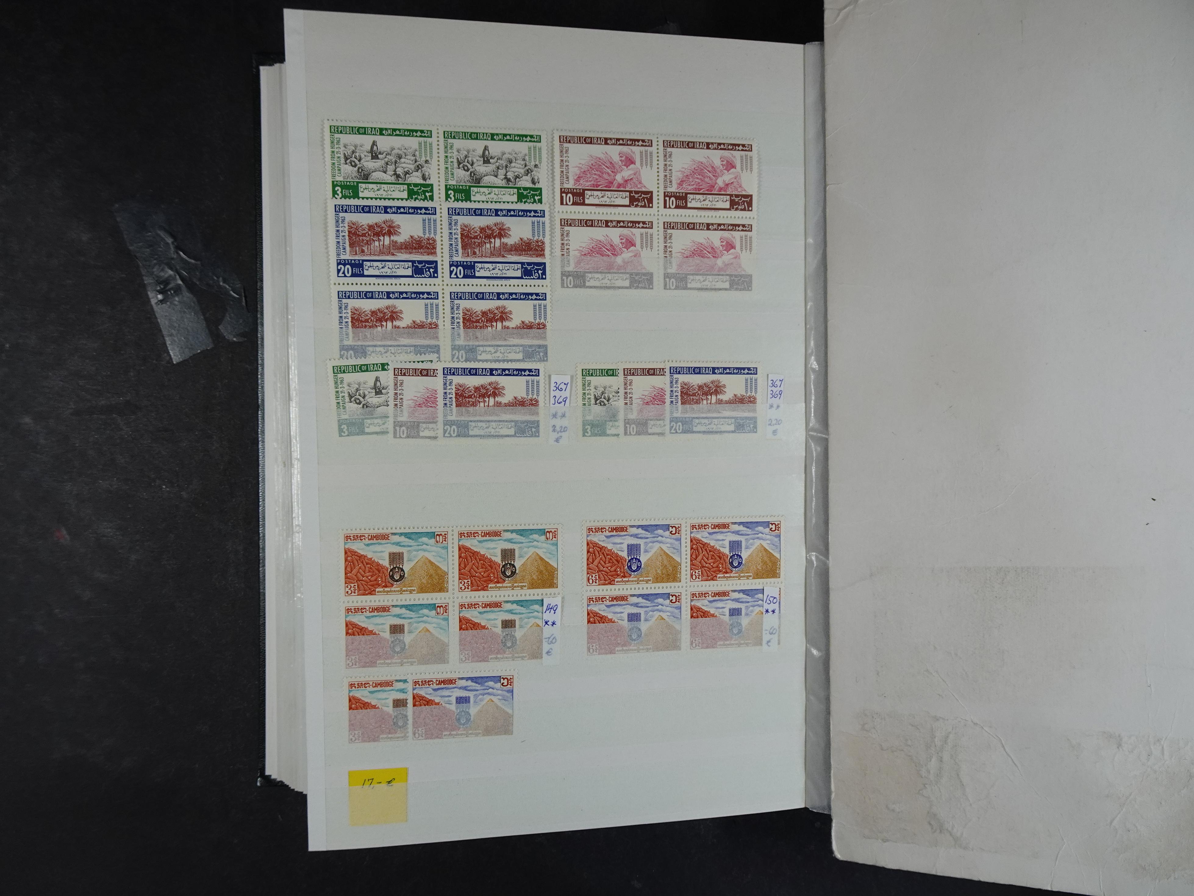 Mooie motief partij onder andere Honger, Rode Kruis, etc.
Hoge cat waarde. 28