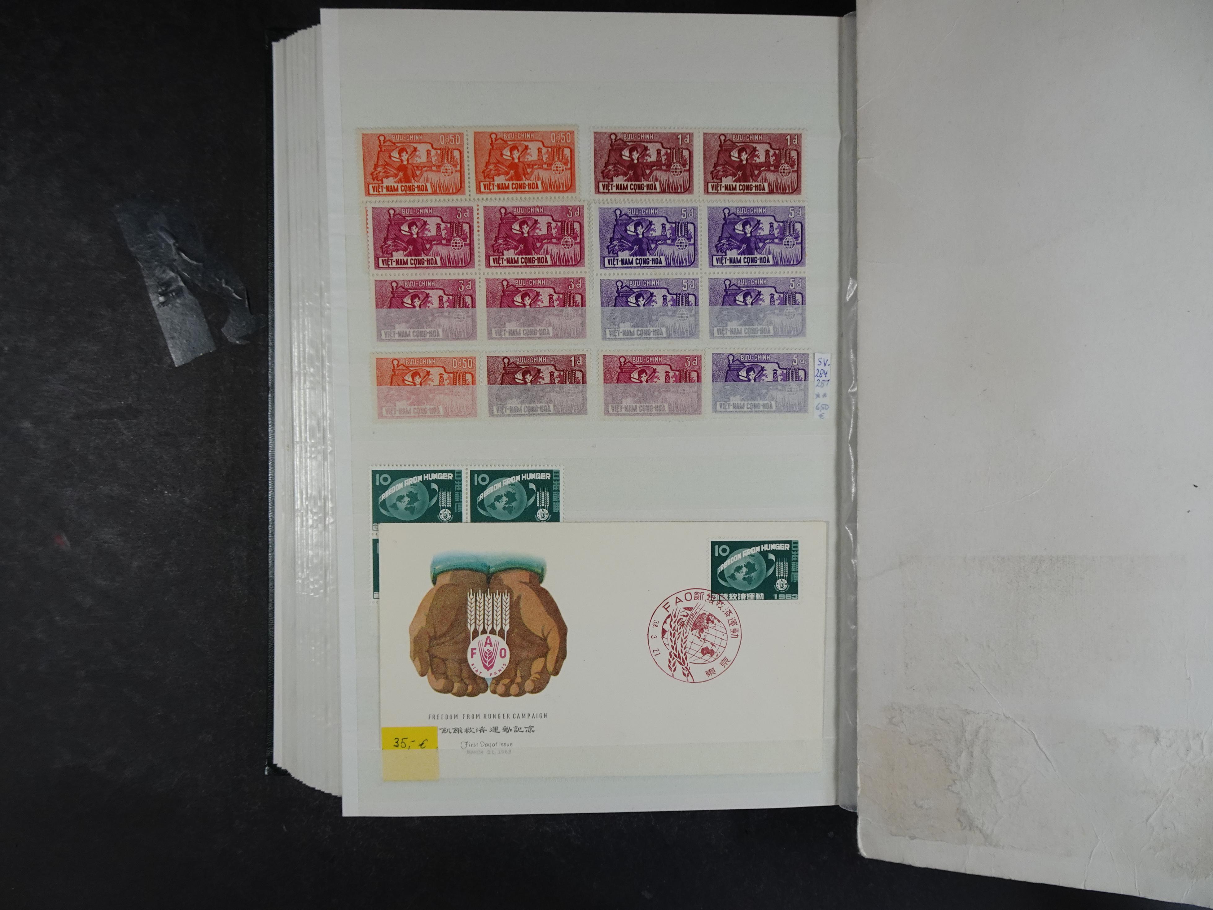 Mooie motief partij onder andere Honger, Rode Kruis, etc.
Hoge cat waarde. 38