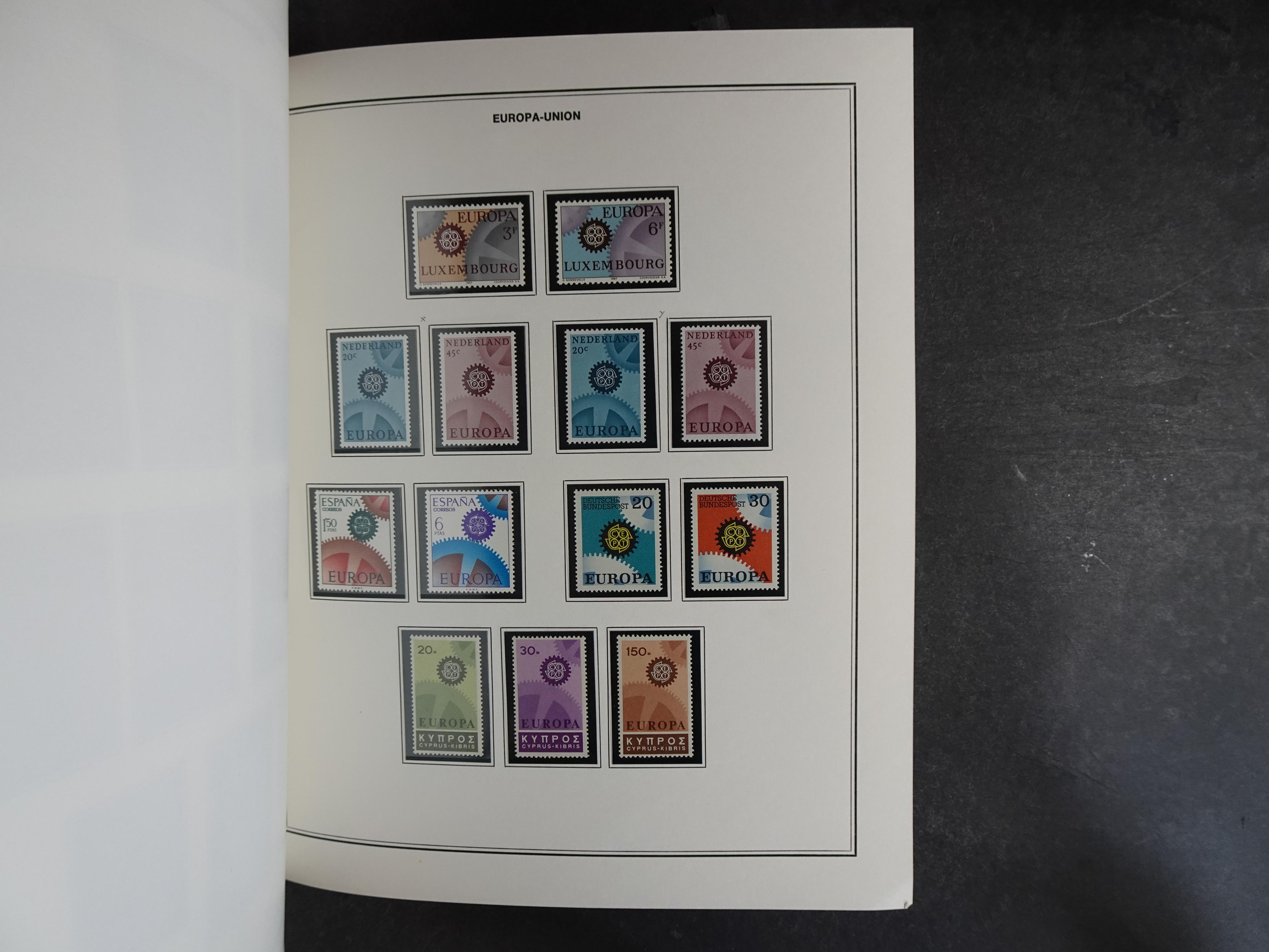 Mooie verzameling 1956 - 1969 zowel postfris en gebruikt compleet.
Hoge cat waarde. 81