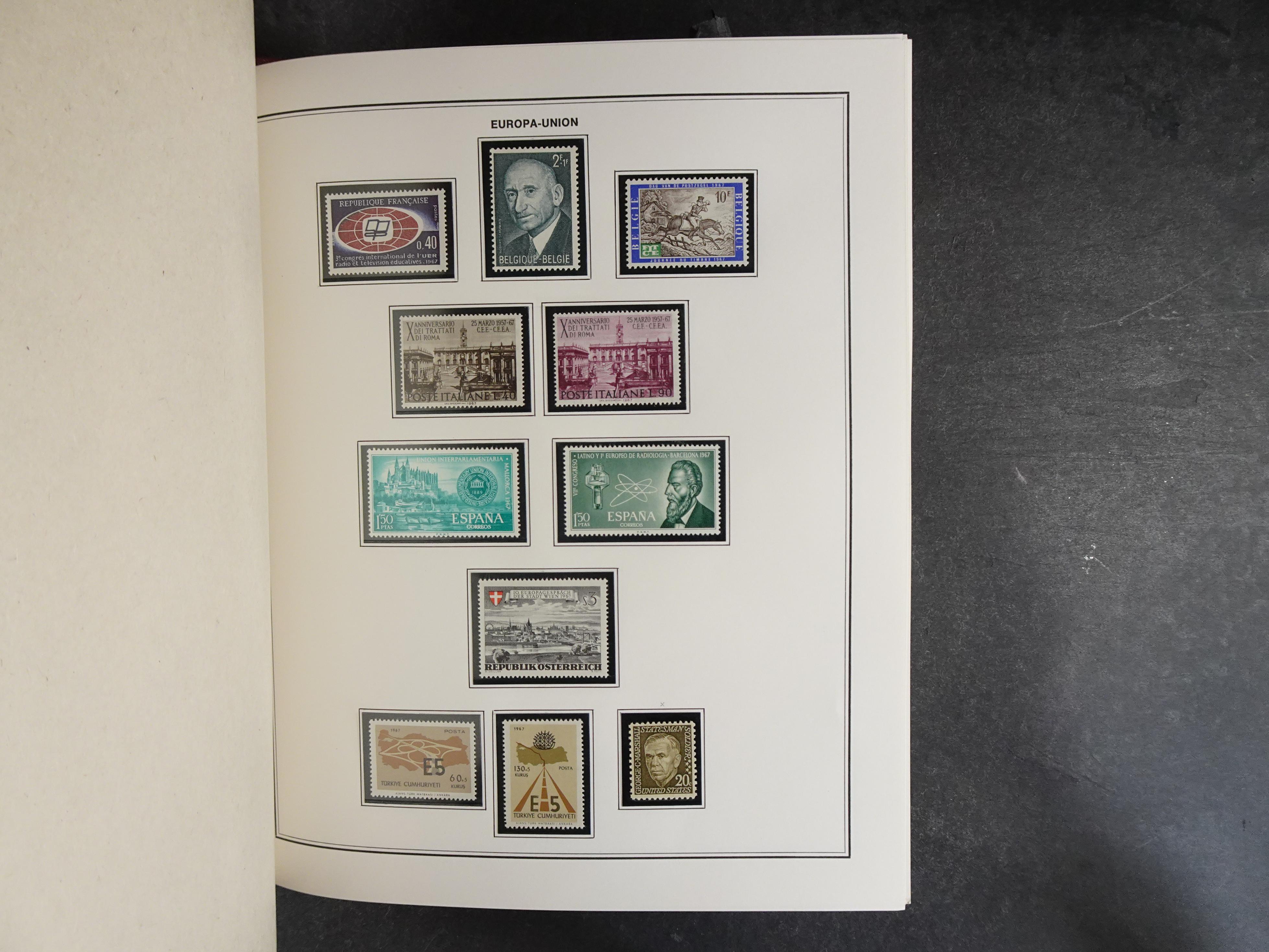 Mooie verzameling 1956 - 1969 zowel postfris en gebruikt compleet.
Hoge cat waarde. 85