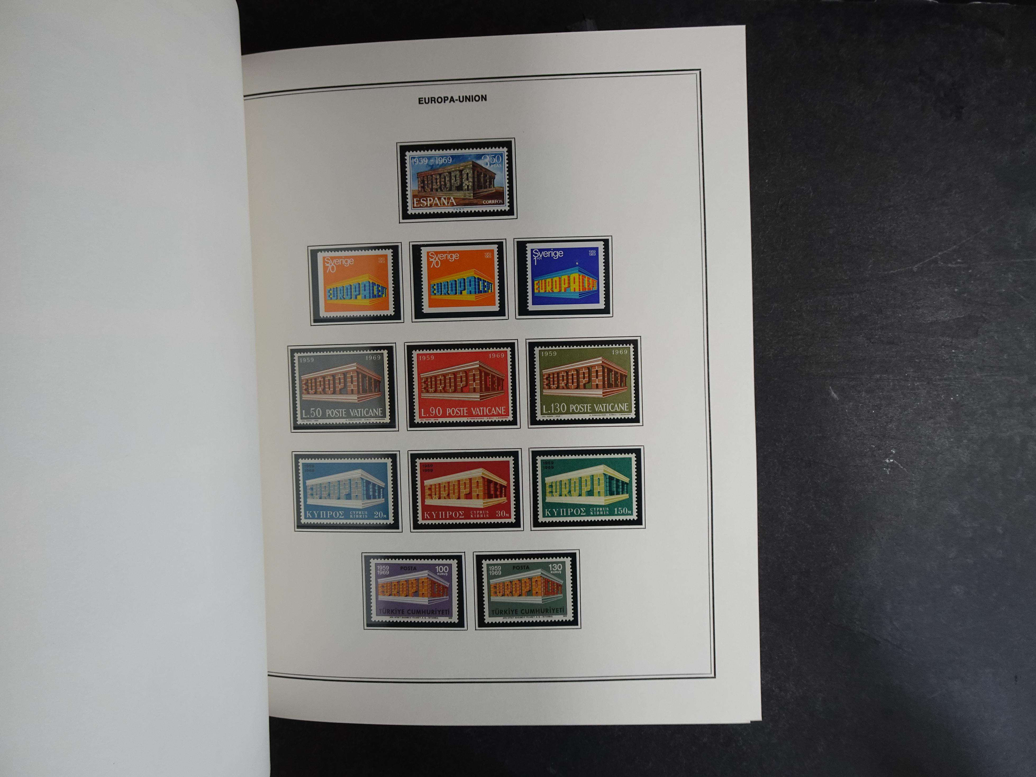 Mooie verzameling 1956 - 1969 zowel postfris en gebruikt compleet.
Hoge cat waarde. 99