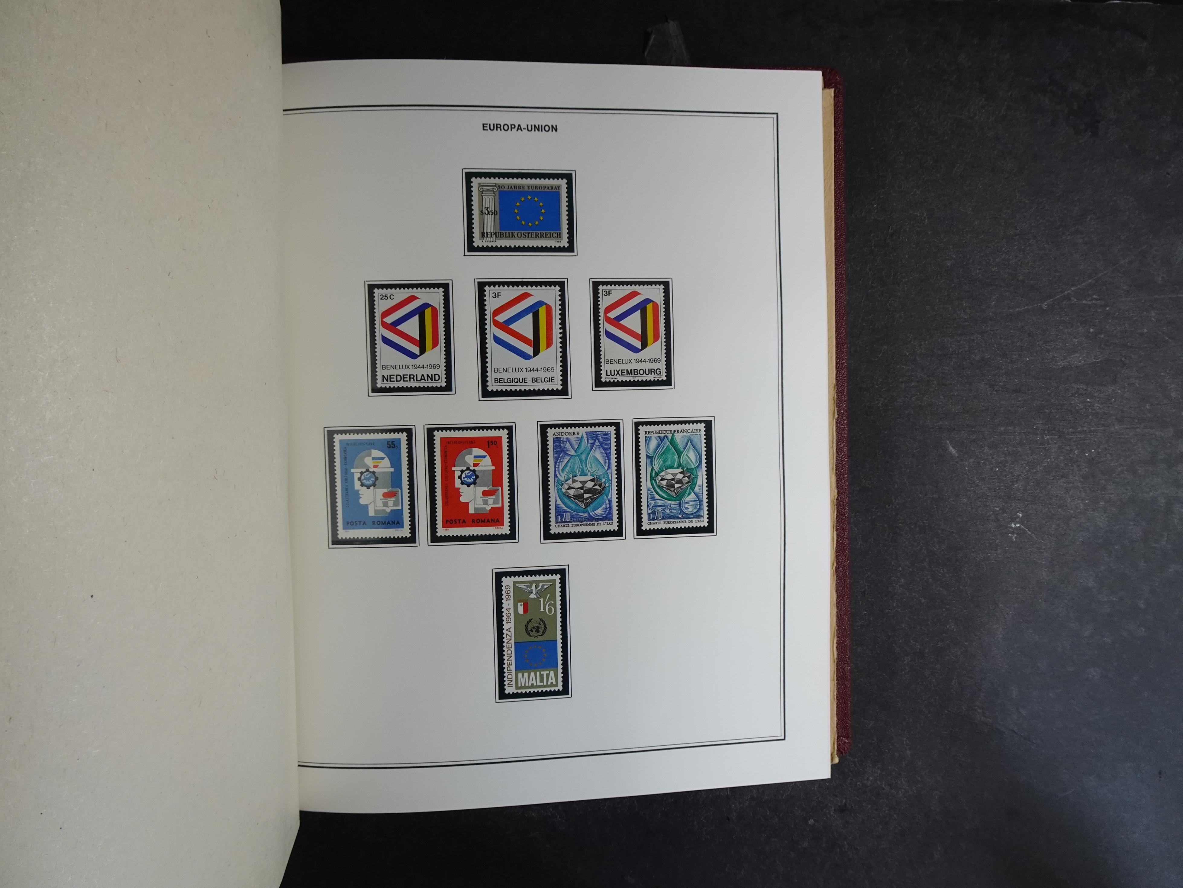 Mooie verzameling 1956 - 1969 zowel postfris en gebruikt compleet.
Hoge cat waarde. 105