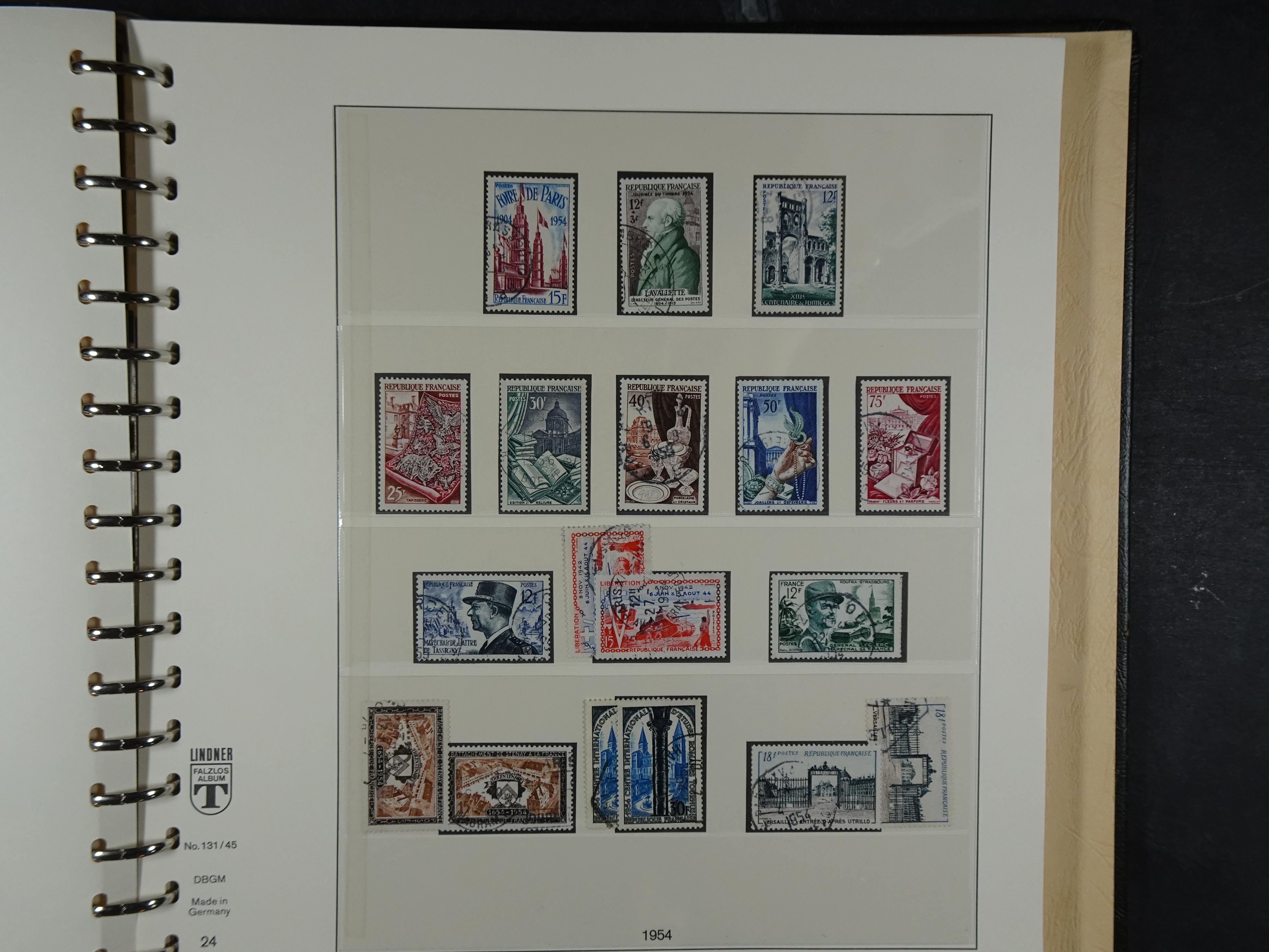 Mooie verzameling 1945 - 1959 met back of the book. 24