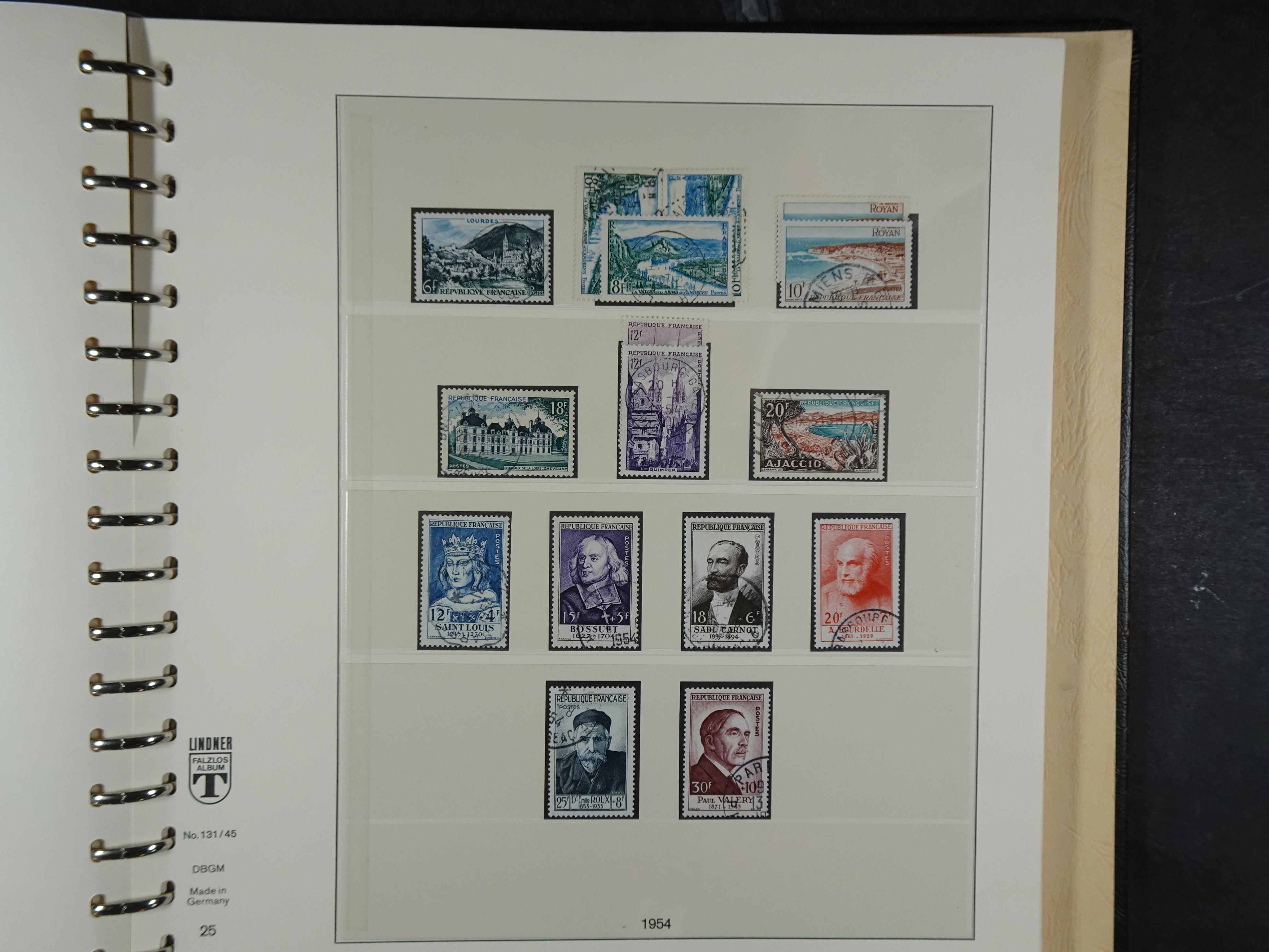 Mooie verzameling 1945 - 1959 met back of the book. 25