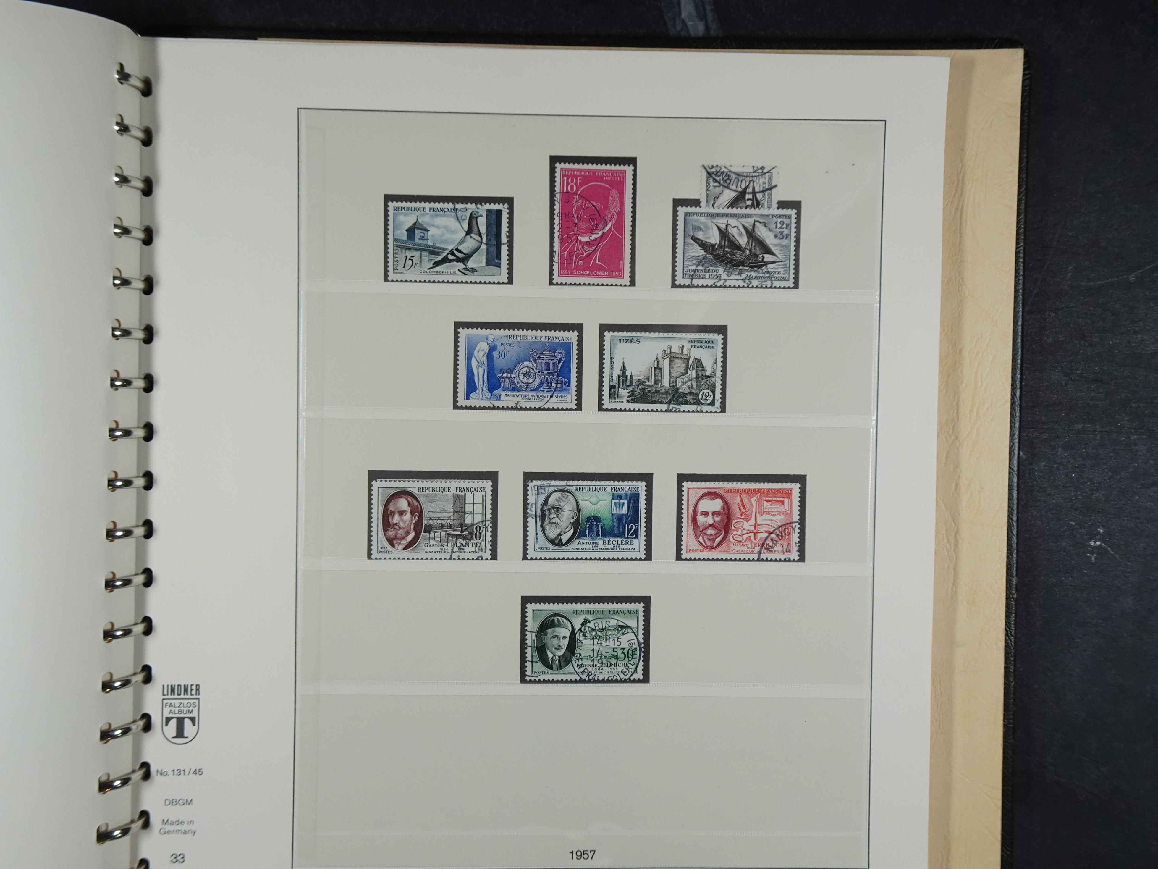 Mooie verzameling 1945 - 1959 met back of the book. 33