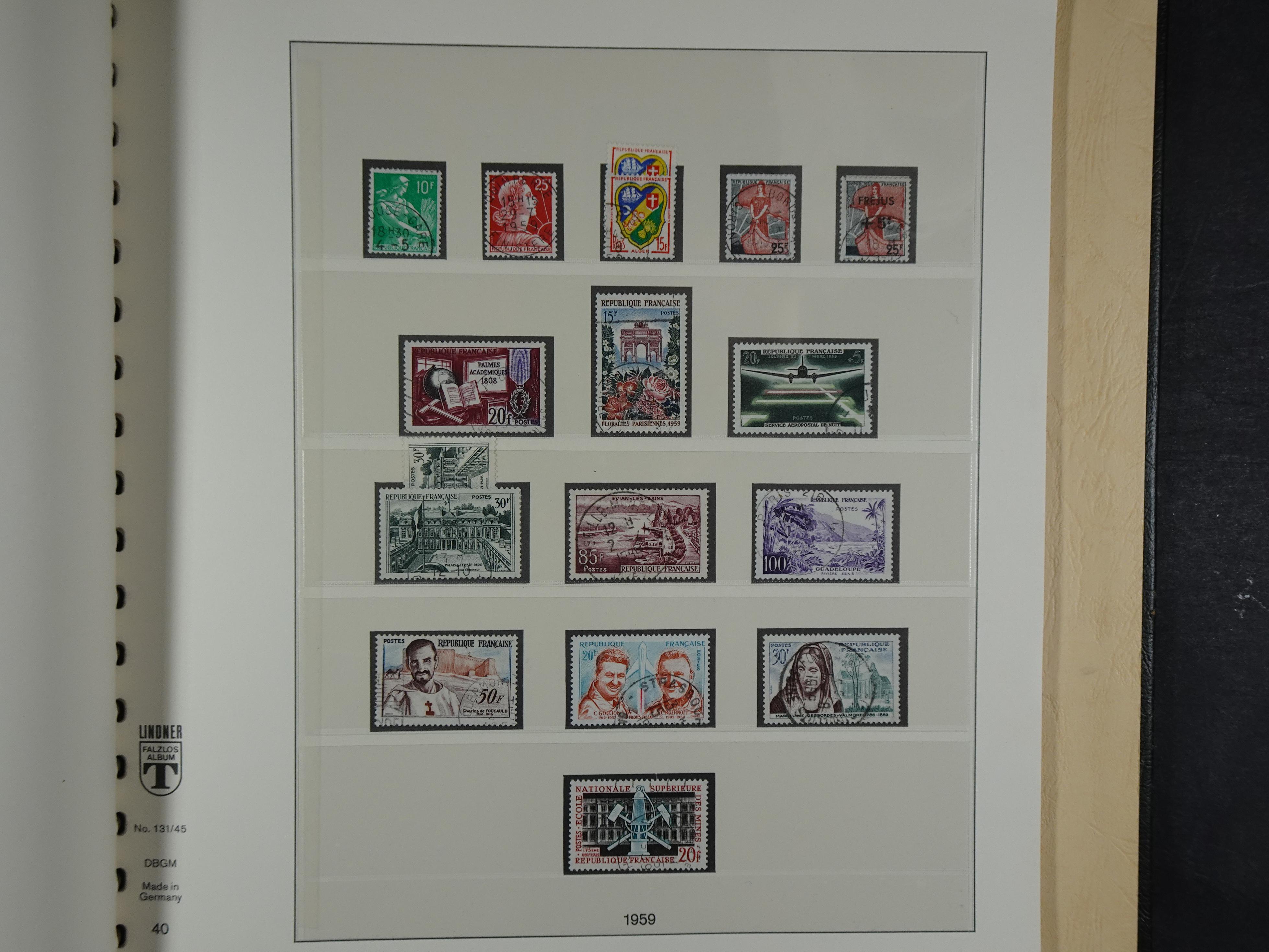 Mooie verzameling 1945 - 1959 met back of the book. 40