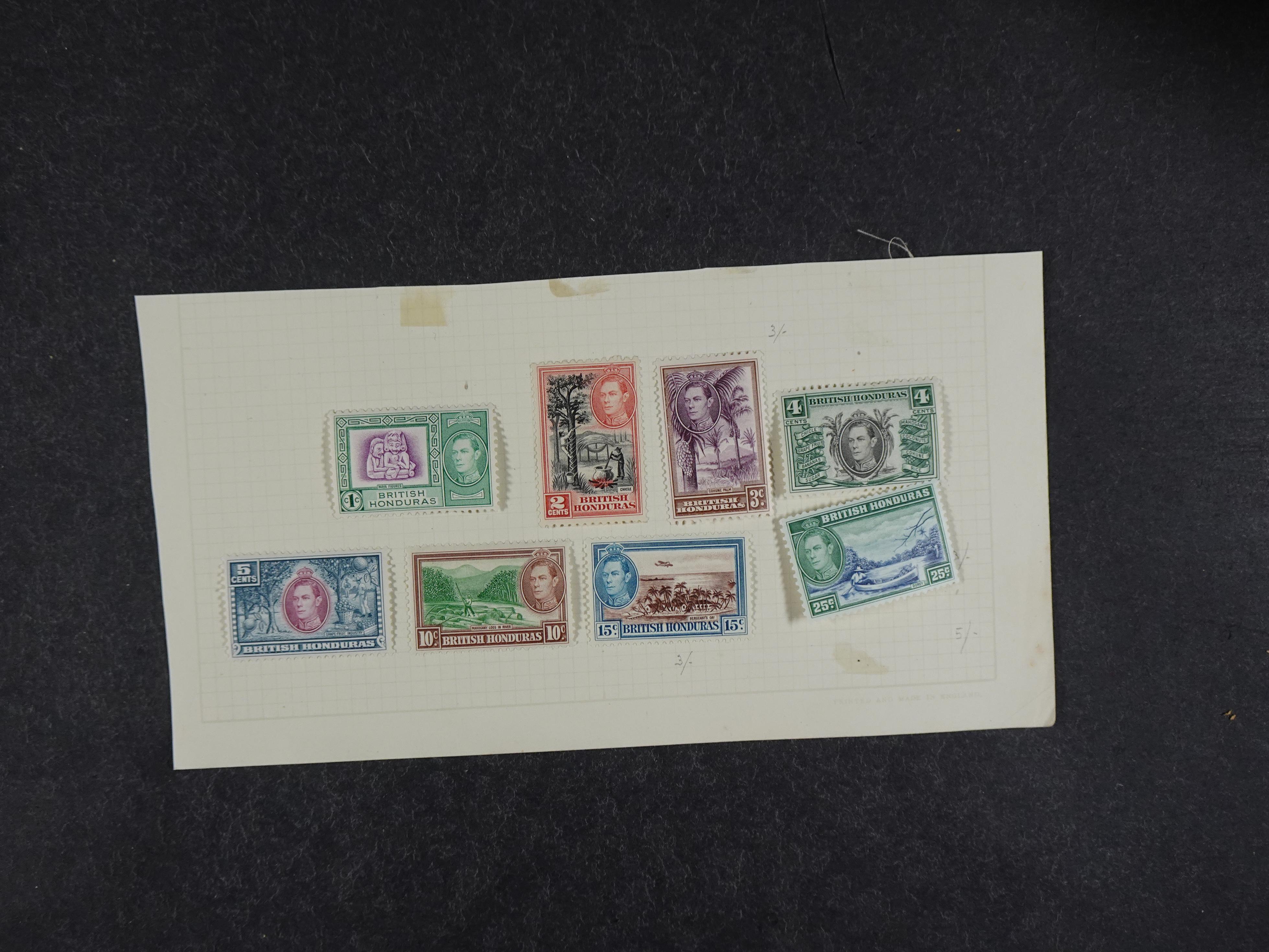 Toverdoos met geweldige mooi materiaal waaronder veel Mauritius ( uitzoeken ) diversen plaatfouten en bijzondere stempels.   4